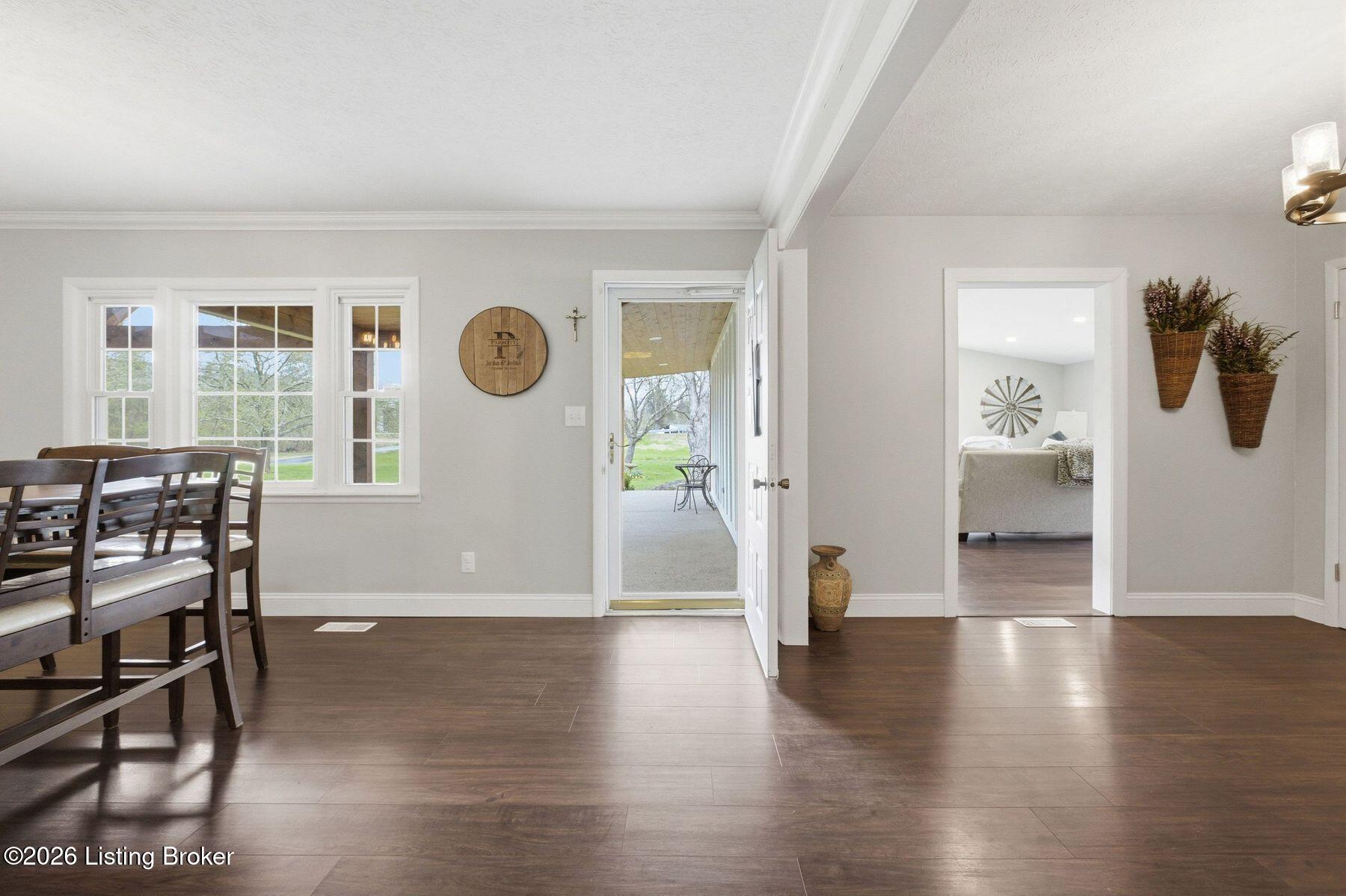 1108 S Beckley Station Rd