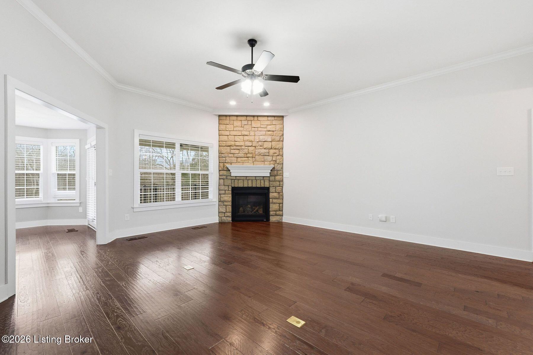 2300 Artisan Glen Ct