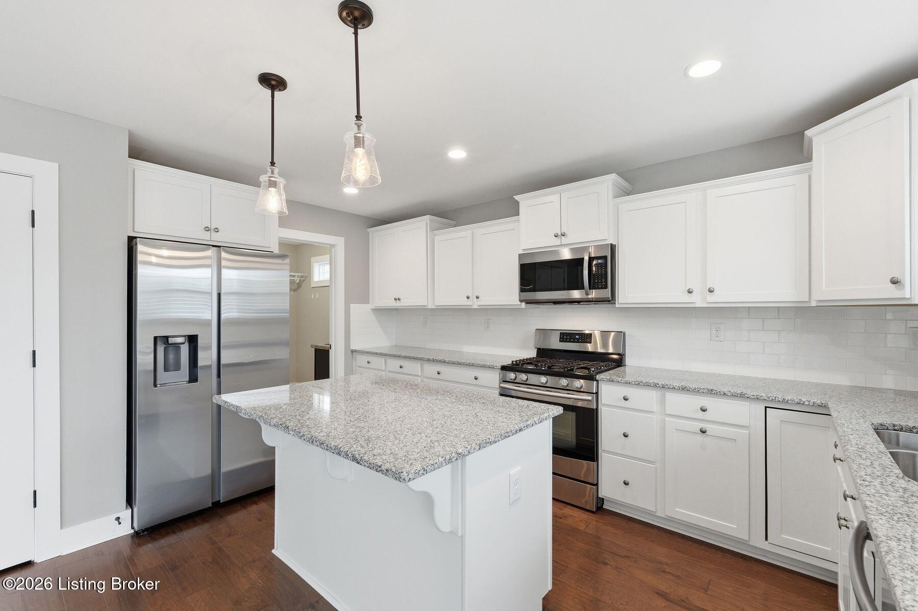 2300 Artisan Glen Ct