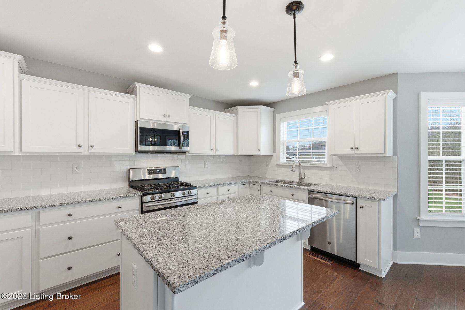 2300 Artisan Glen Ct