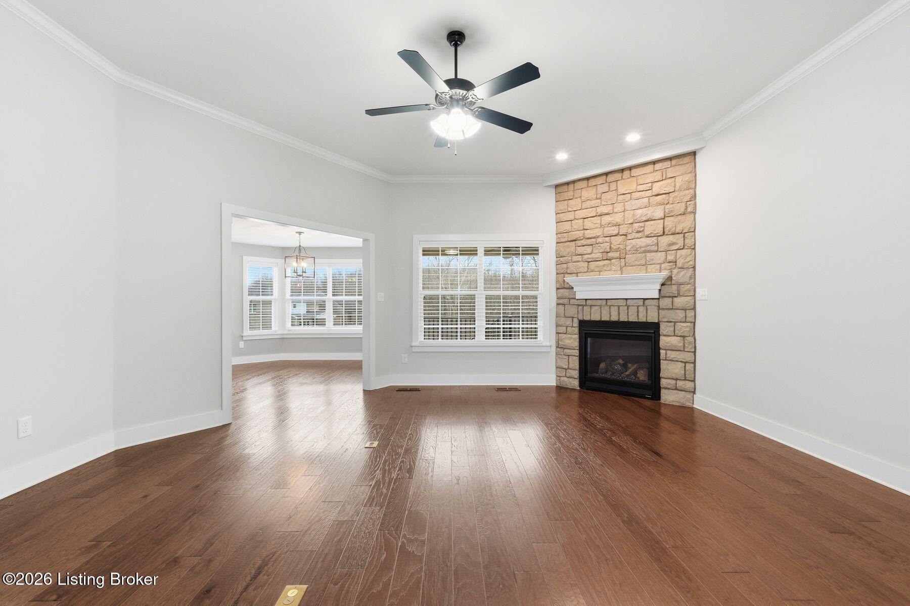 2300 Artisan Glen Ct