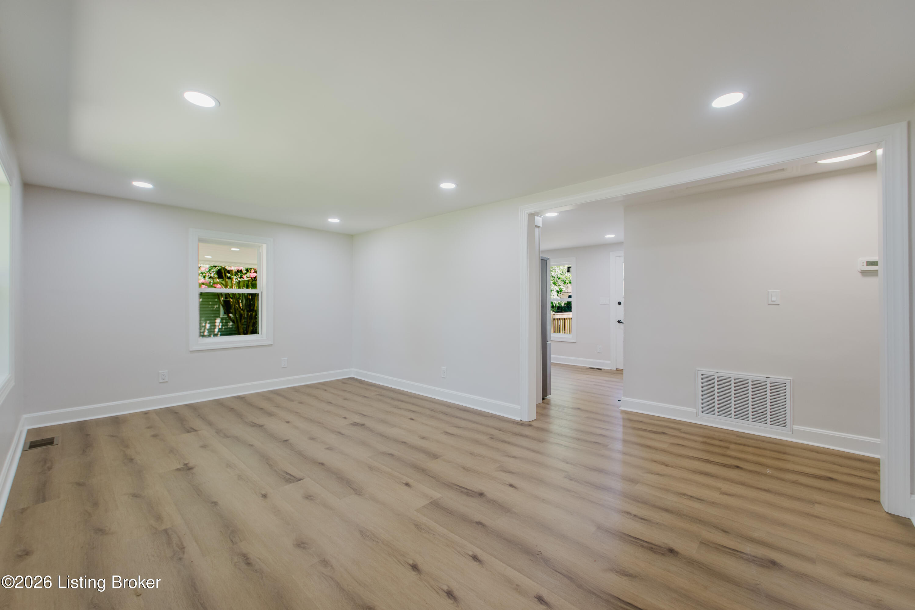 2706 Pioneer Rd