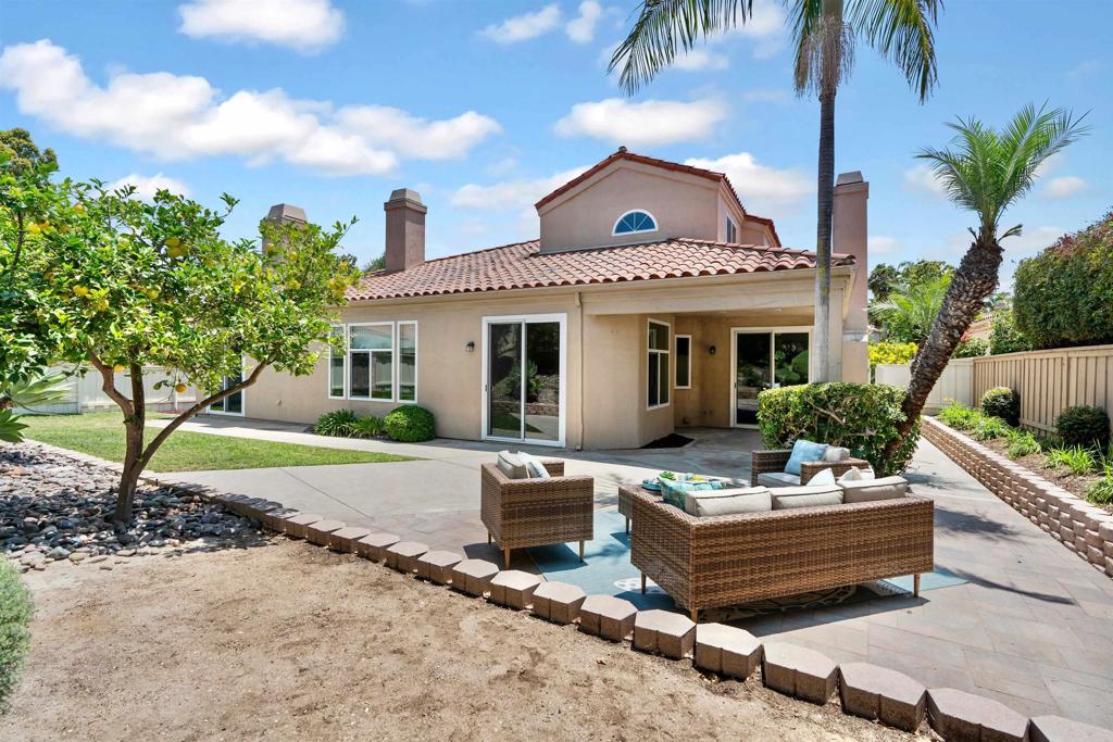 5252 Avenida Cantaria