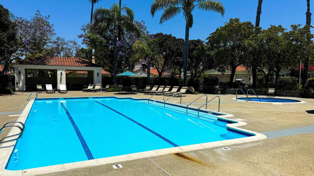 5252 Avenida Cantaria