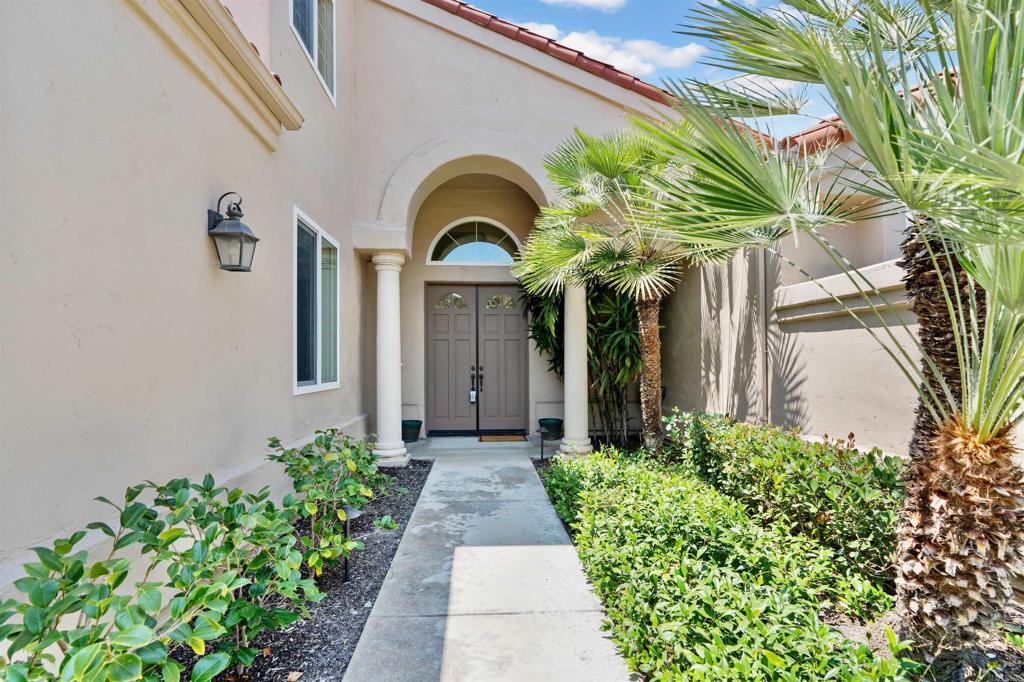 5252 Avenida Cantaria