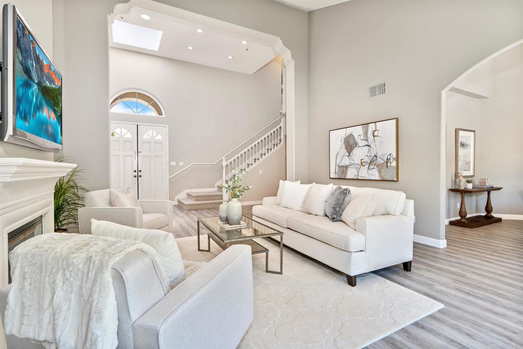 5252 Avenida Cantaria