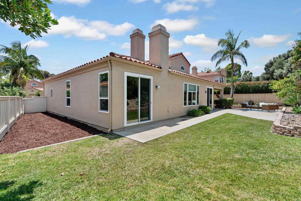 5252 Avenida Cantaria