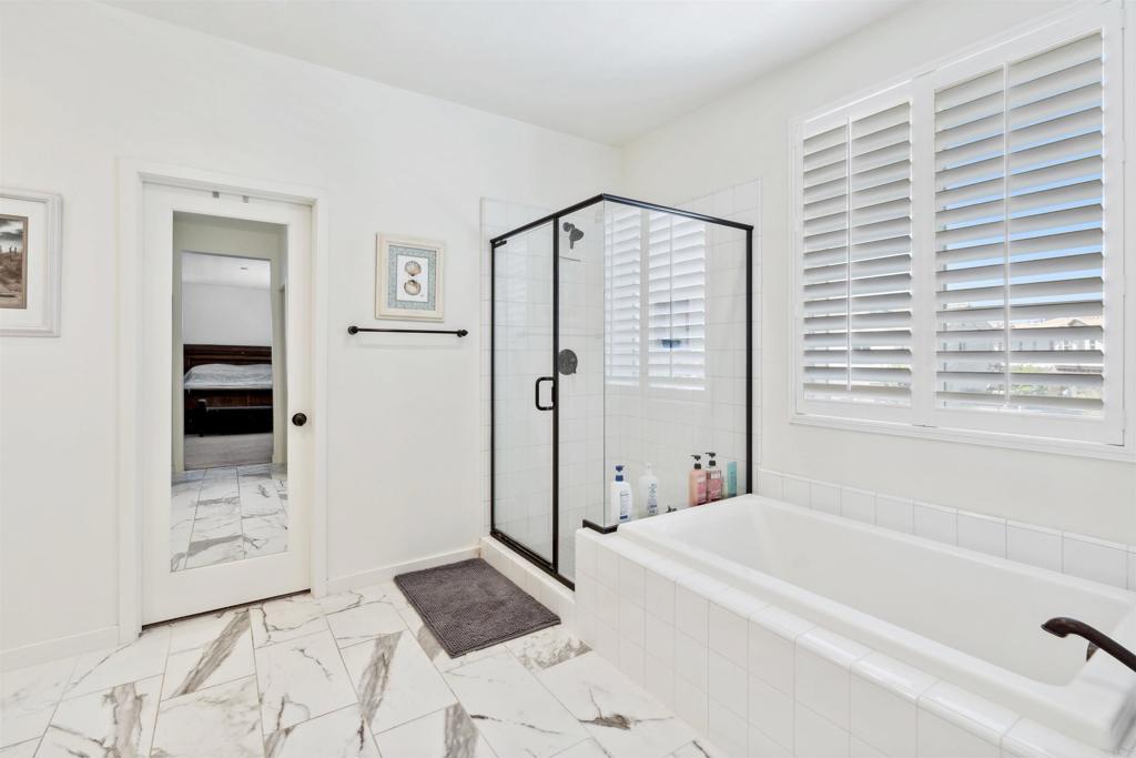 4203 Calle Del Vista