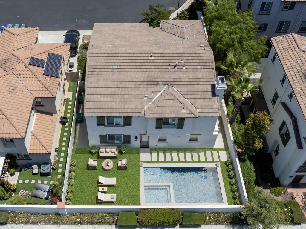 4203 Calle Del Vista