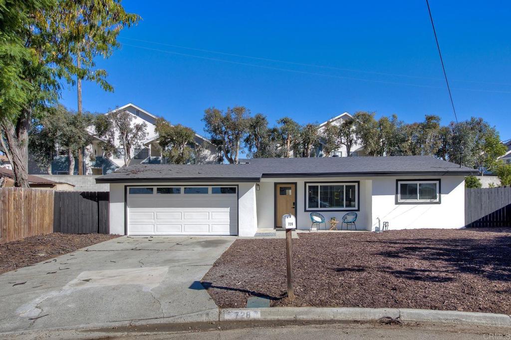 728 Hackberry Place