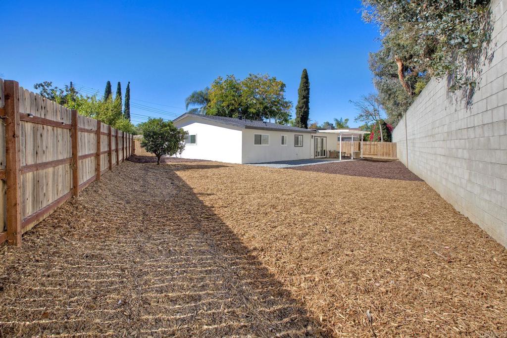 728 Hackberry Place