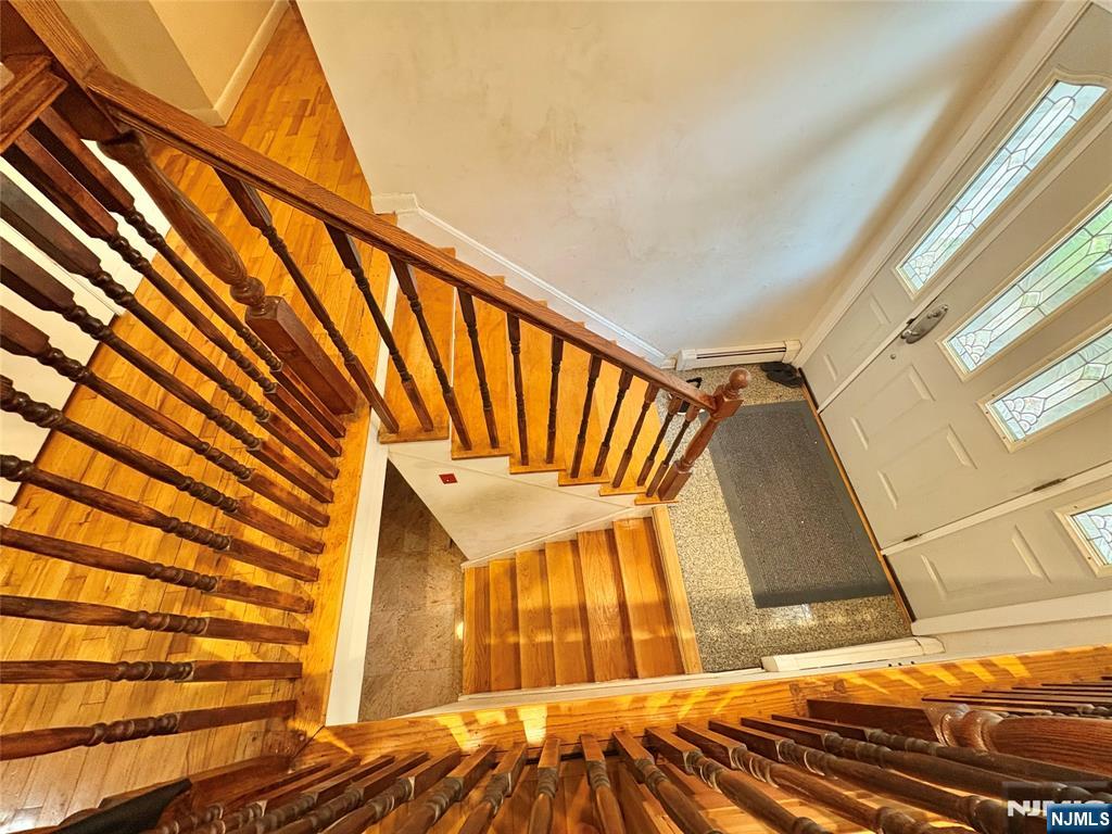 975 Woodland Avenue