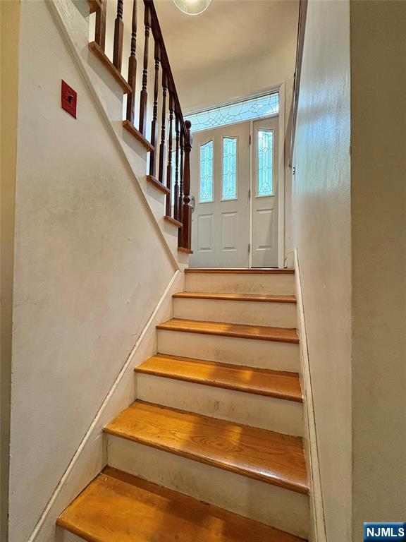 975 Woodland Avenue