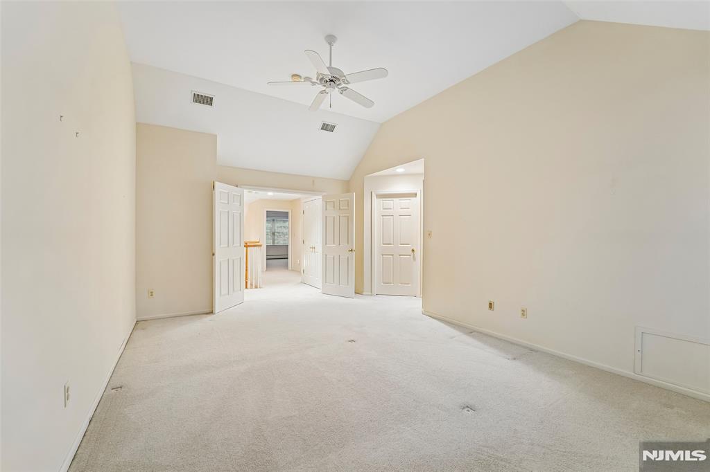 141 W Greenway 41