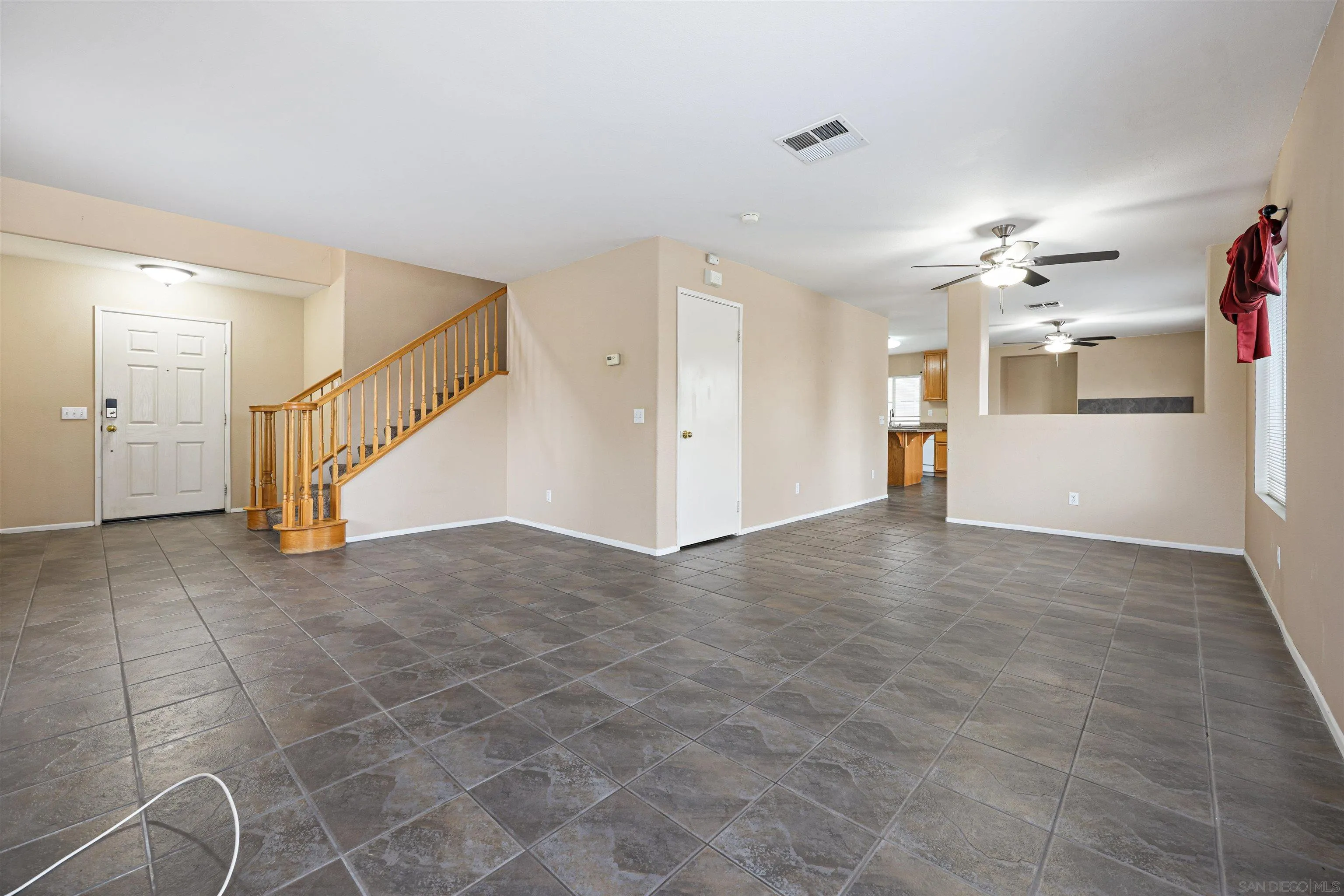 4760 Thornbush Dr