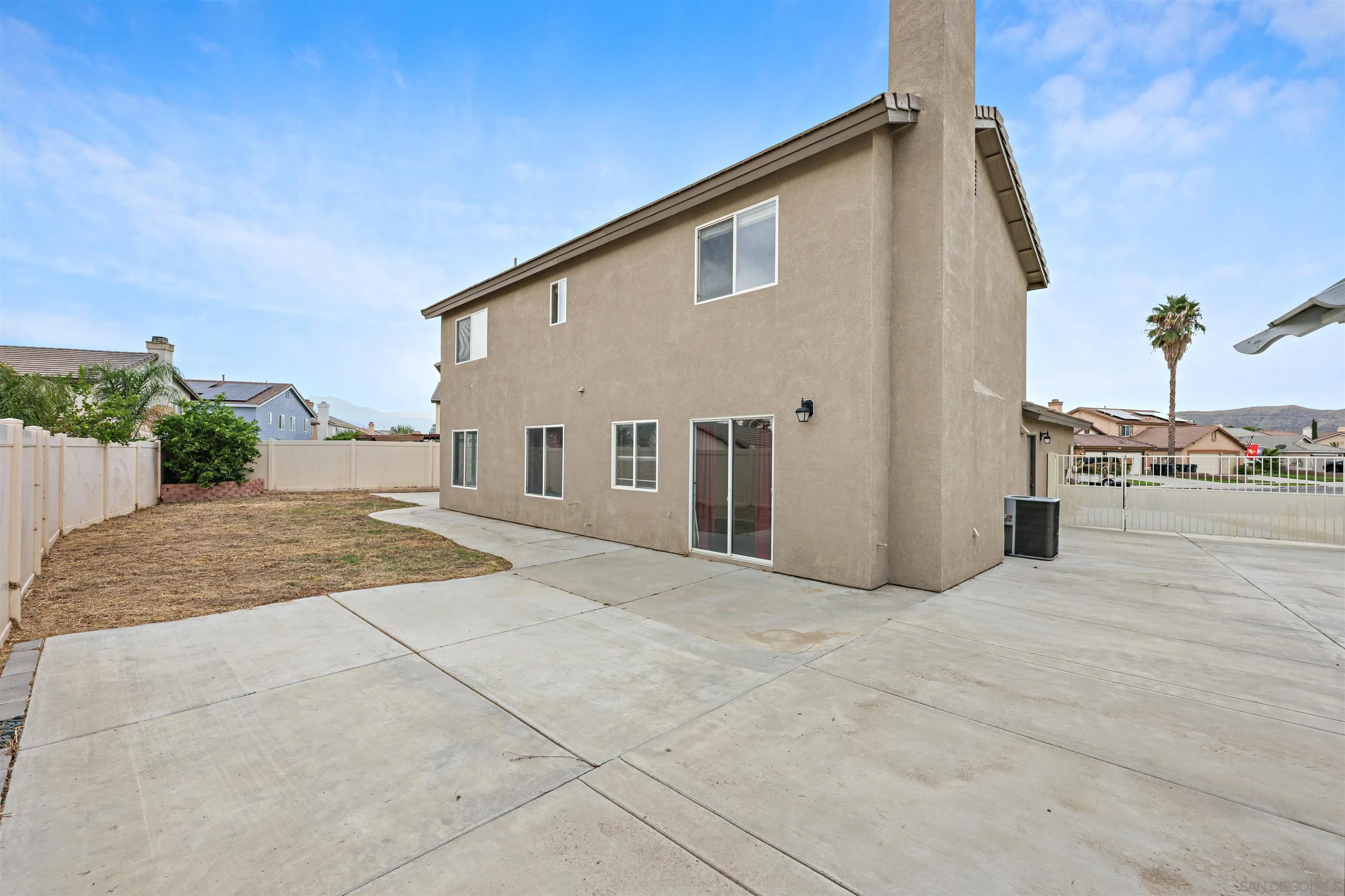 4760 Thornbush Dr