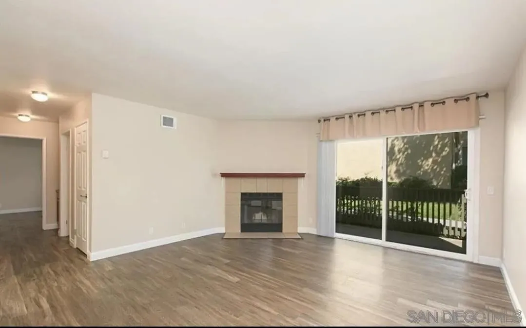 145 W El Norte Pkwy # 122