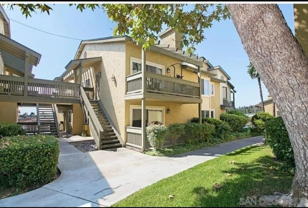 145 W El Norte Pkwy # 122