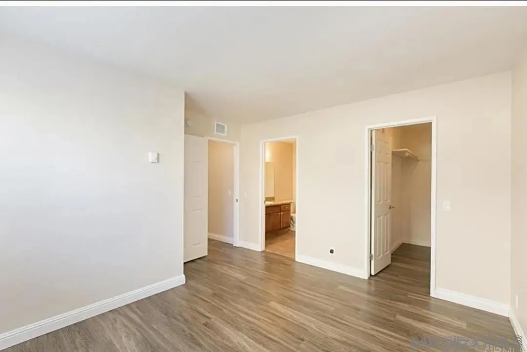 145 W El Norte Pkwy # 122