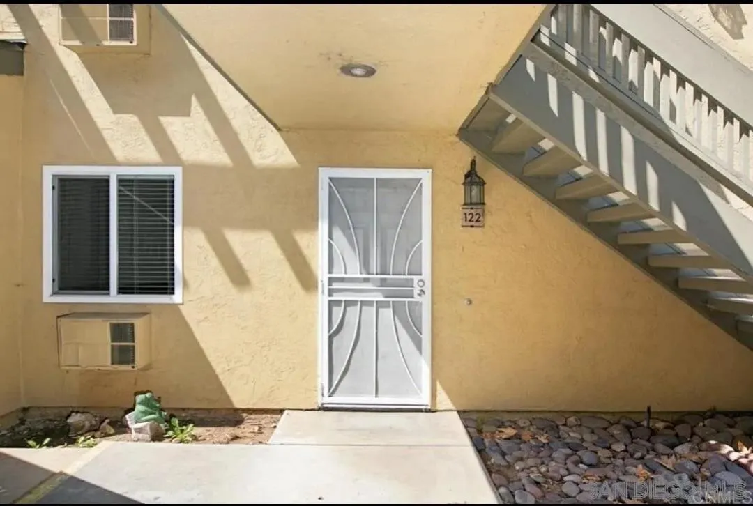 145 W El Norte Pkwy # 122