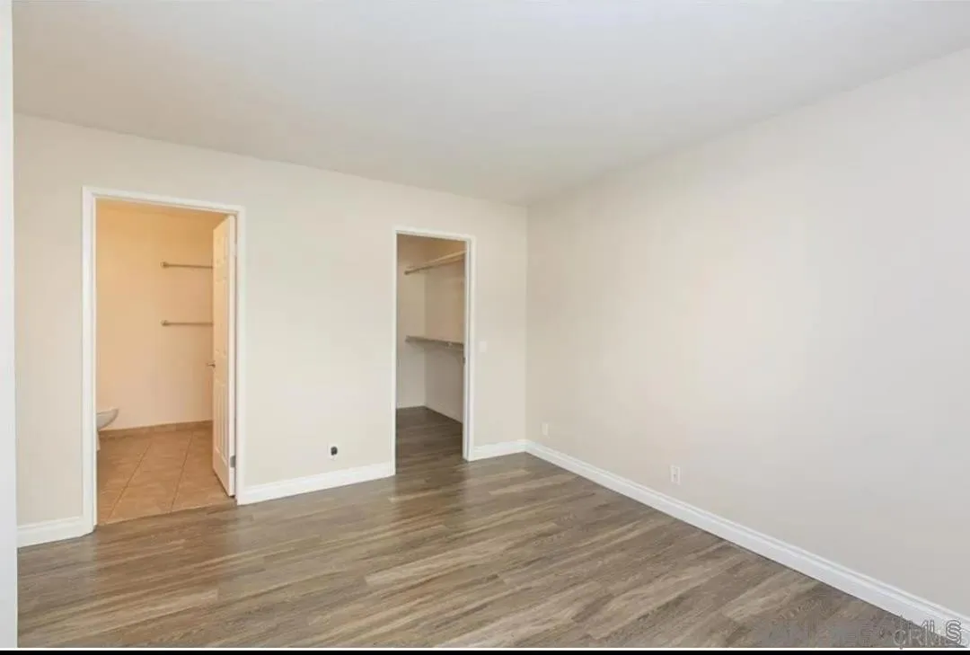 145 W El Norte Pkwy # 122