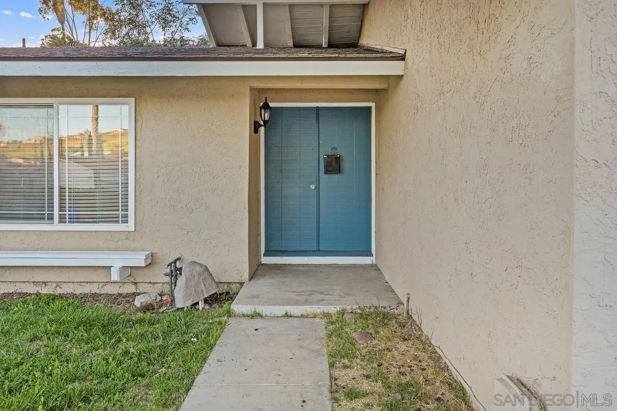 1138 Woodrow Ave