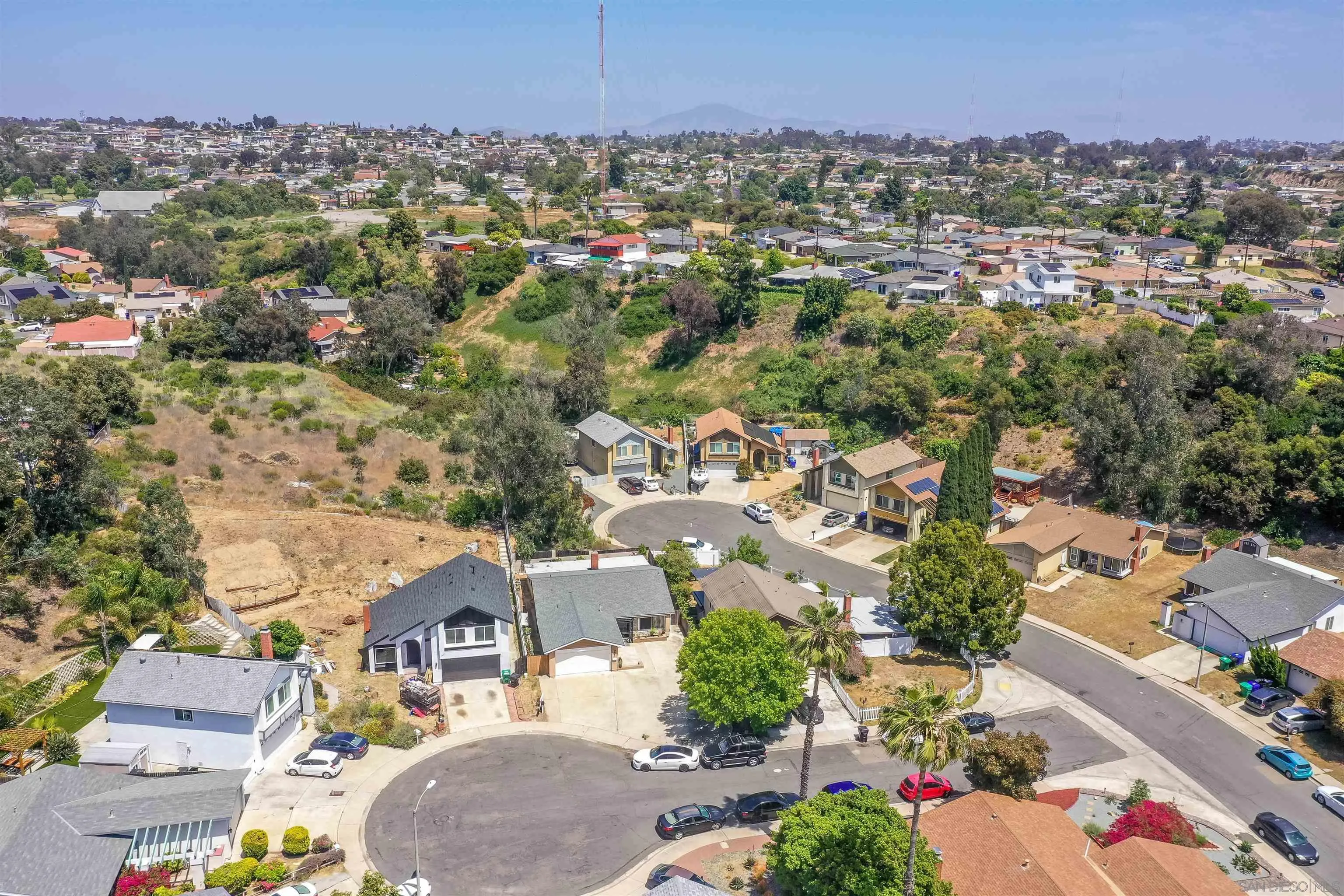 2415 Corinna Ct