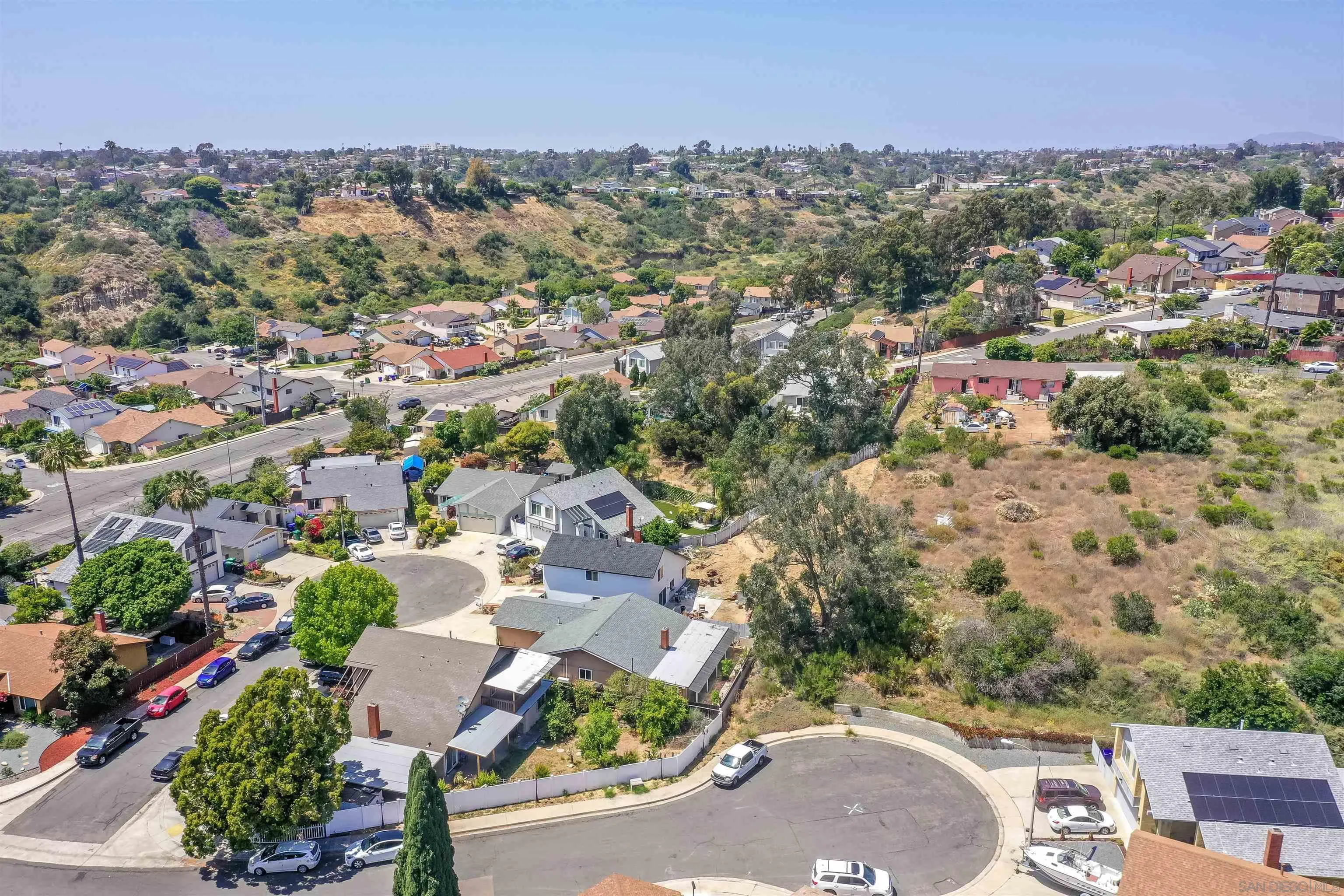 2415 Corinna Ct