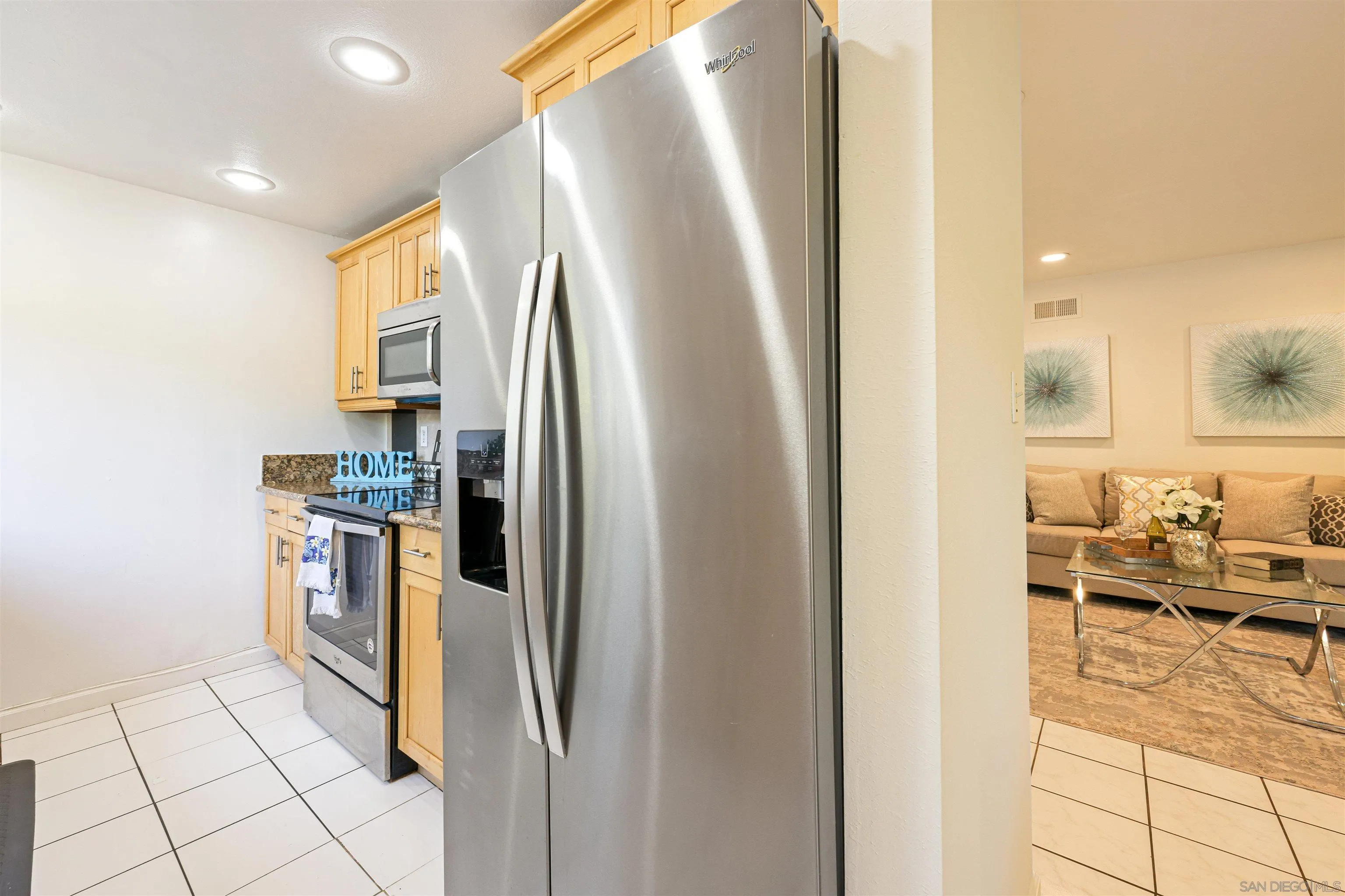 2415 Corinna Ct