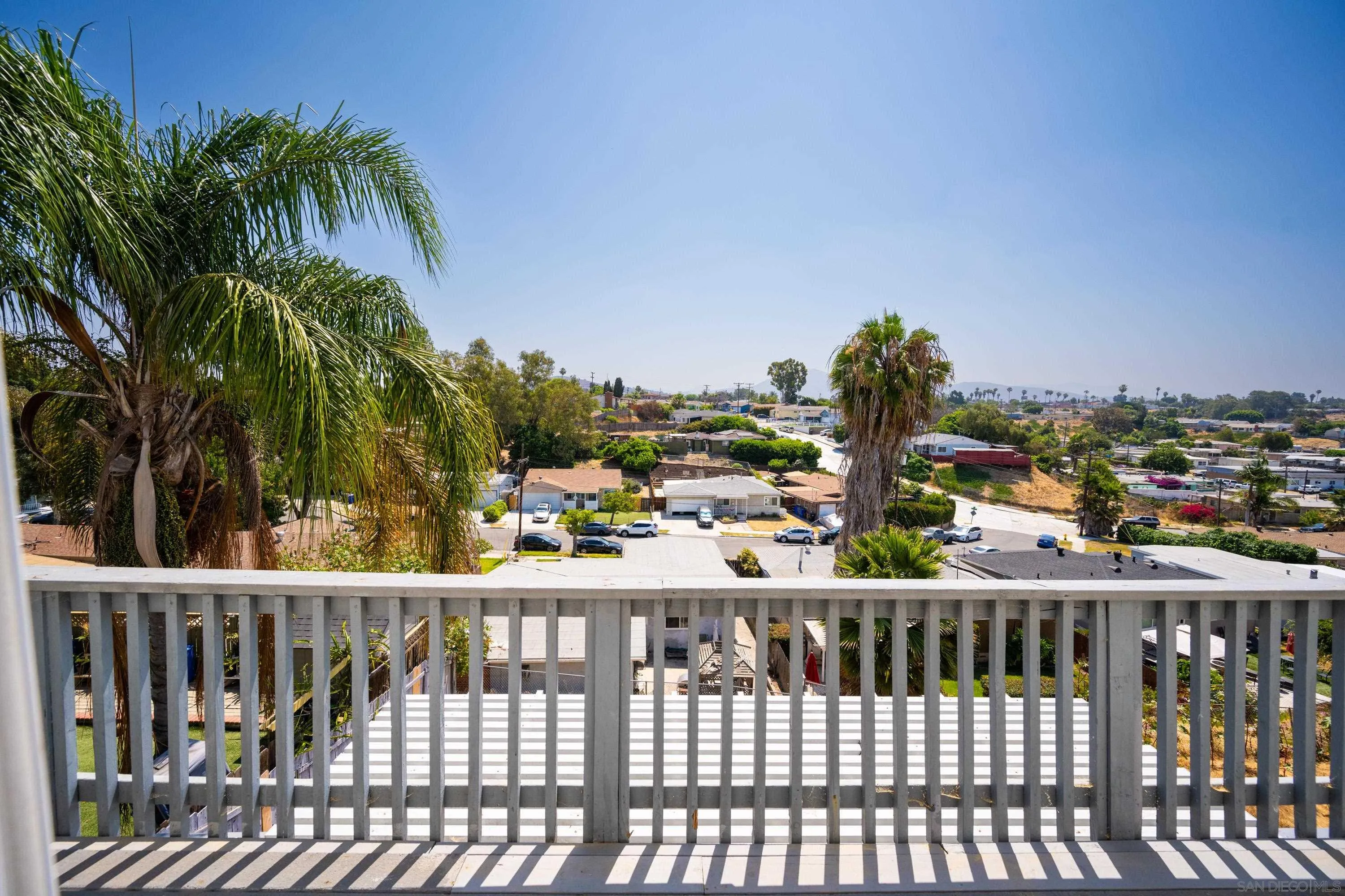 1247 Glencoe Dr