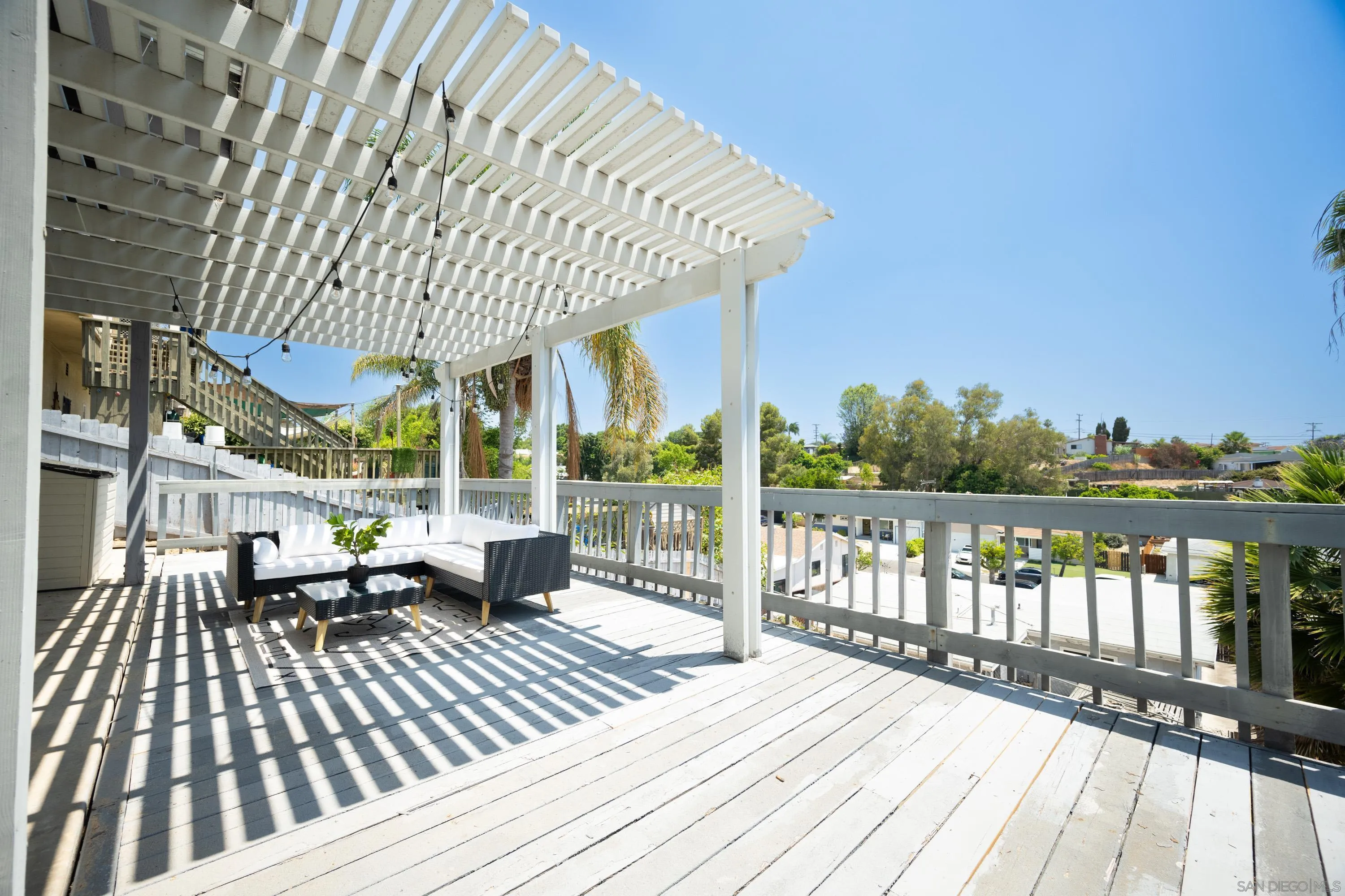 1247 Glencoe Dr