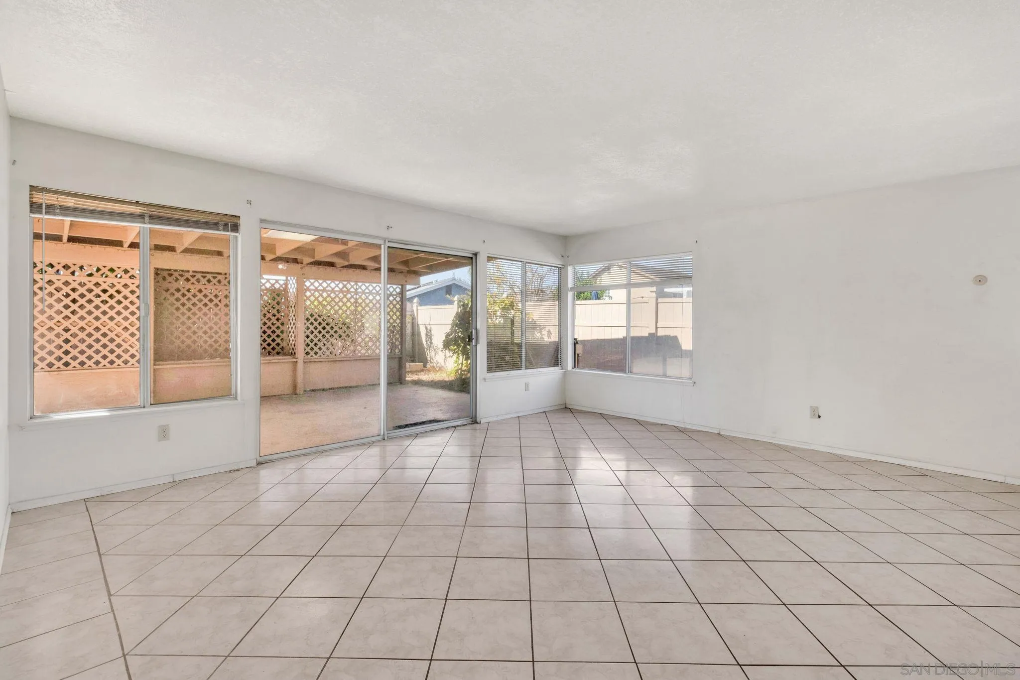 9143 Reagan Rd