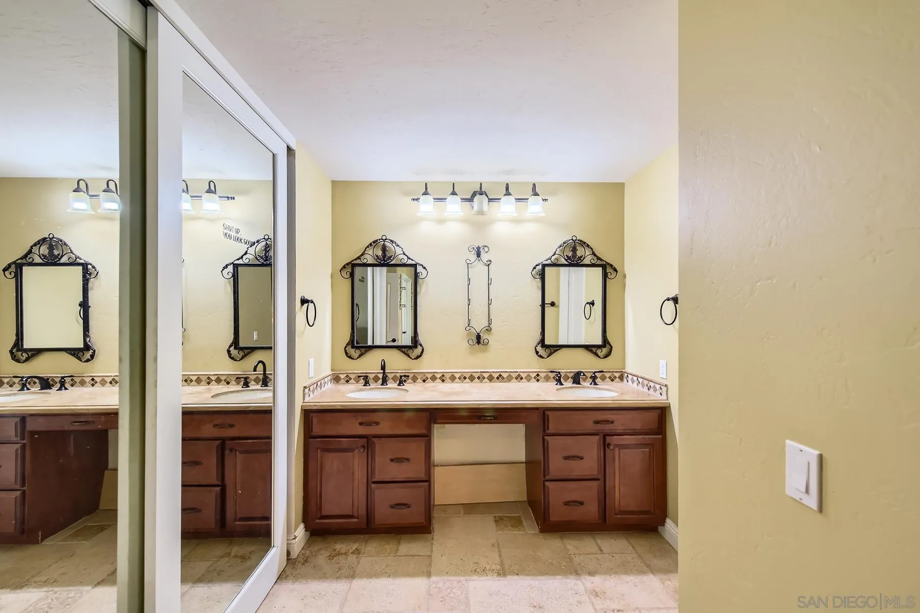 10421 Strathmore Drive