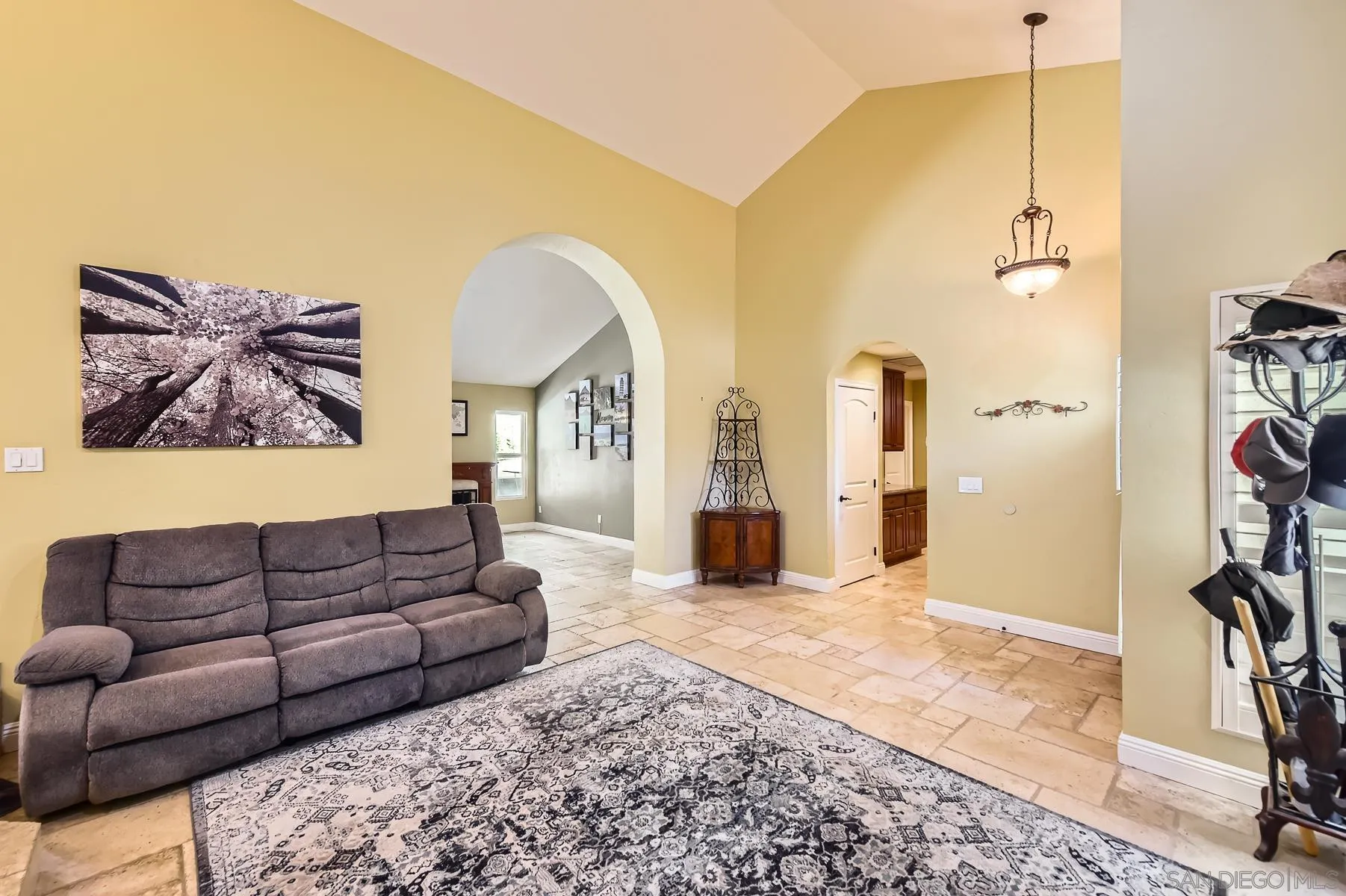 10421 Strathmore Drive