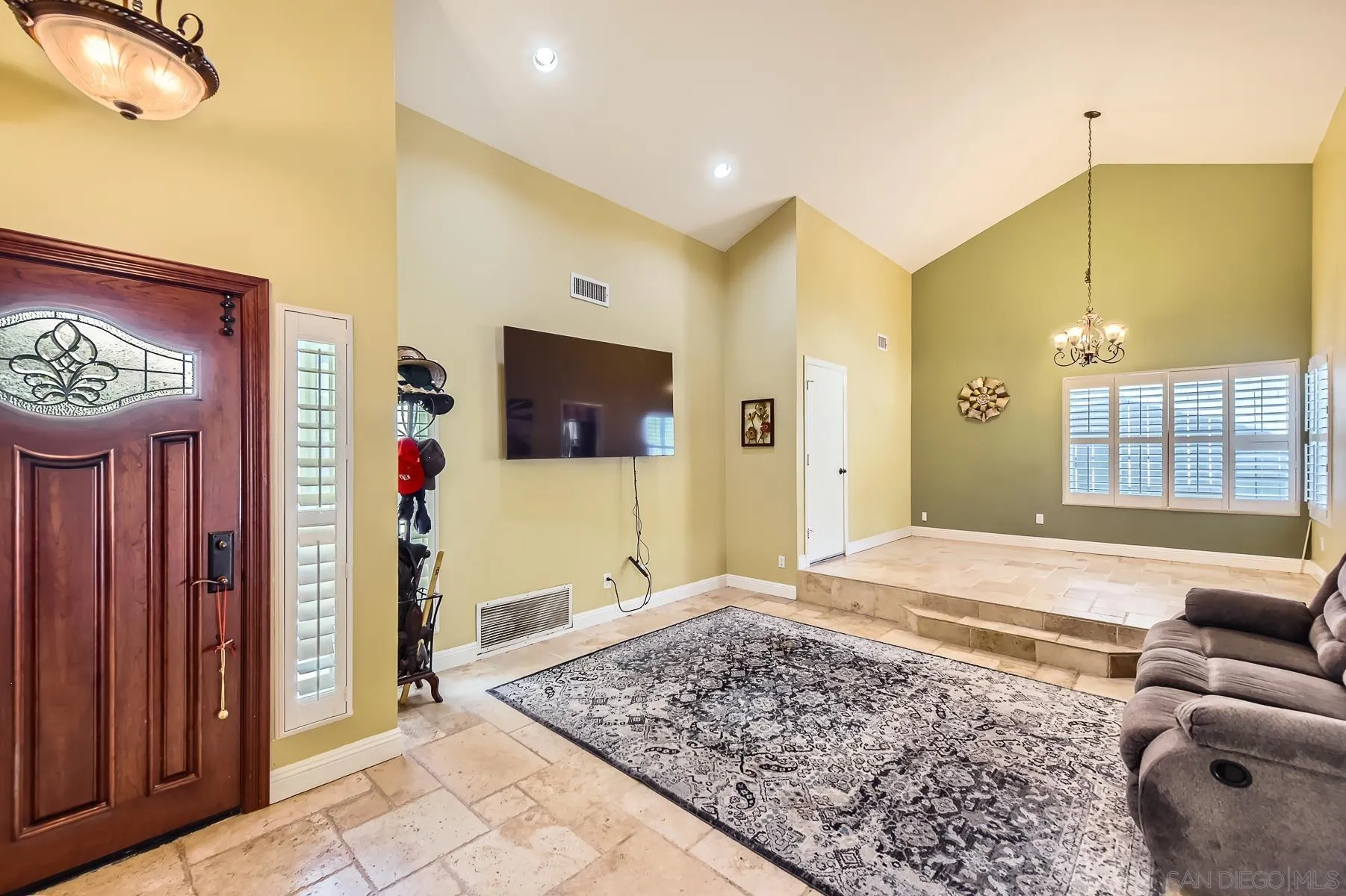 10421 Strathmore Drive