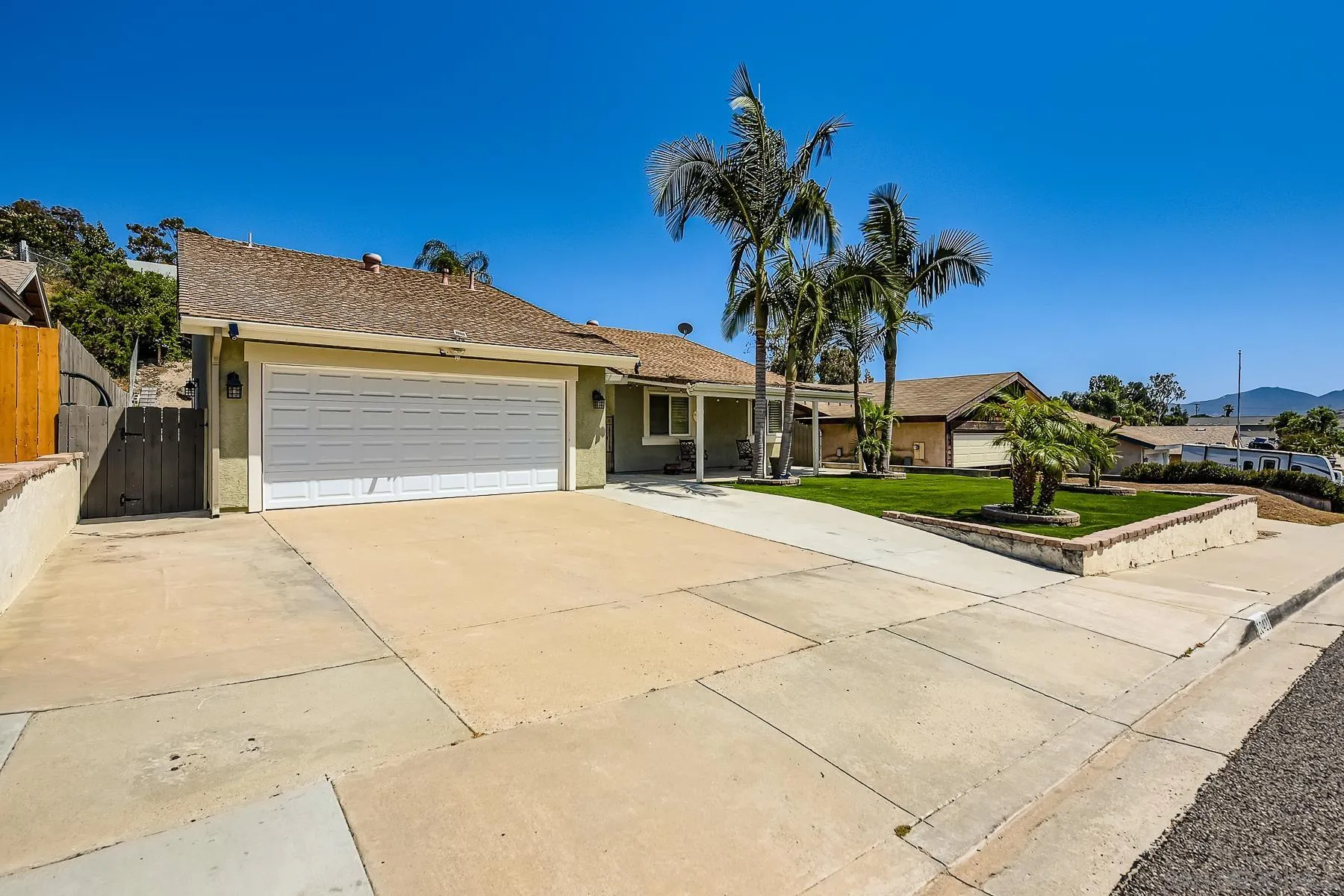 10421 Strathmore Drive