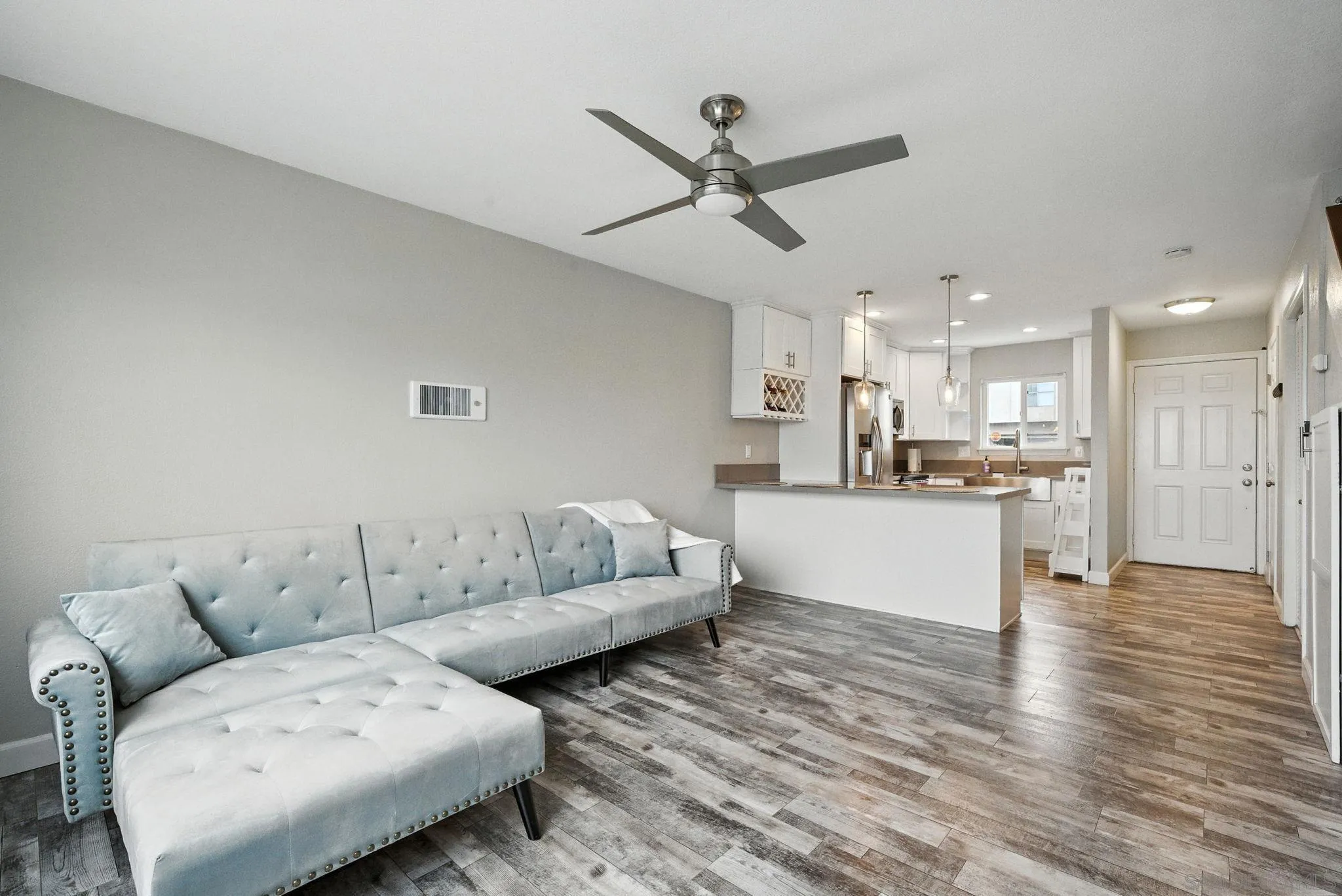 4294 51st St. Unit 4