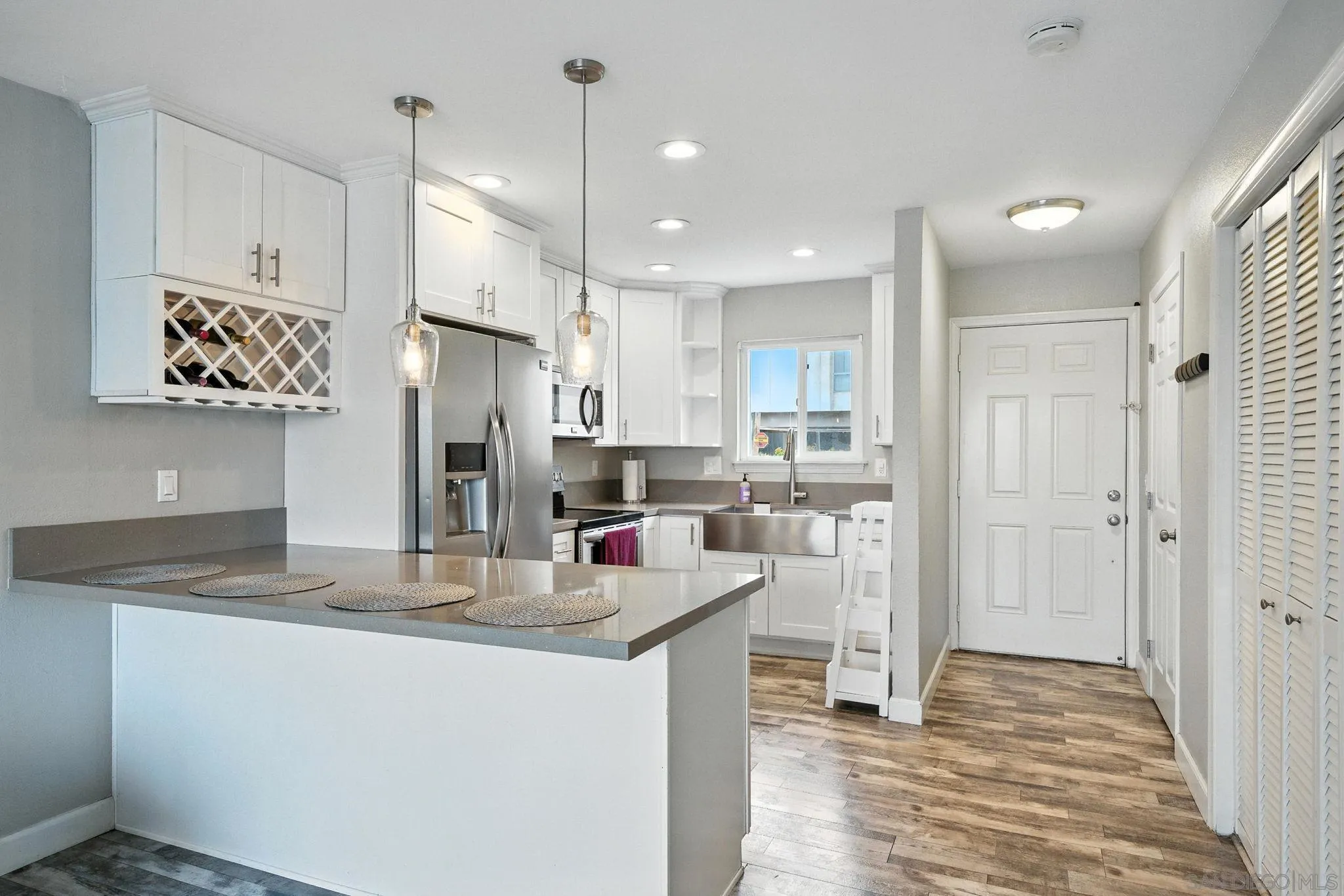 4294 51st St. Unit 4