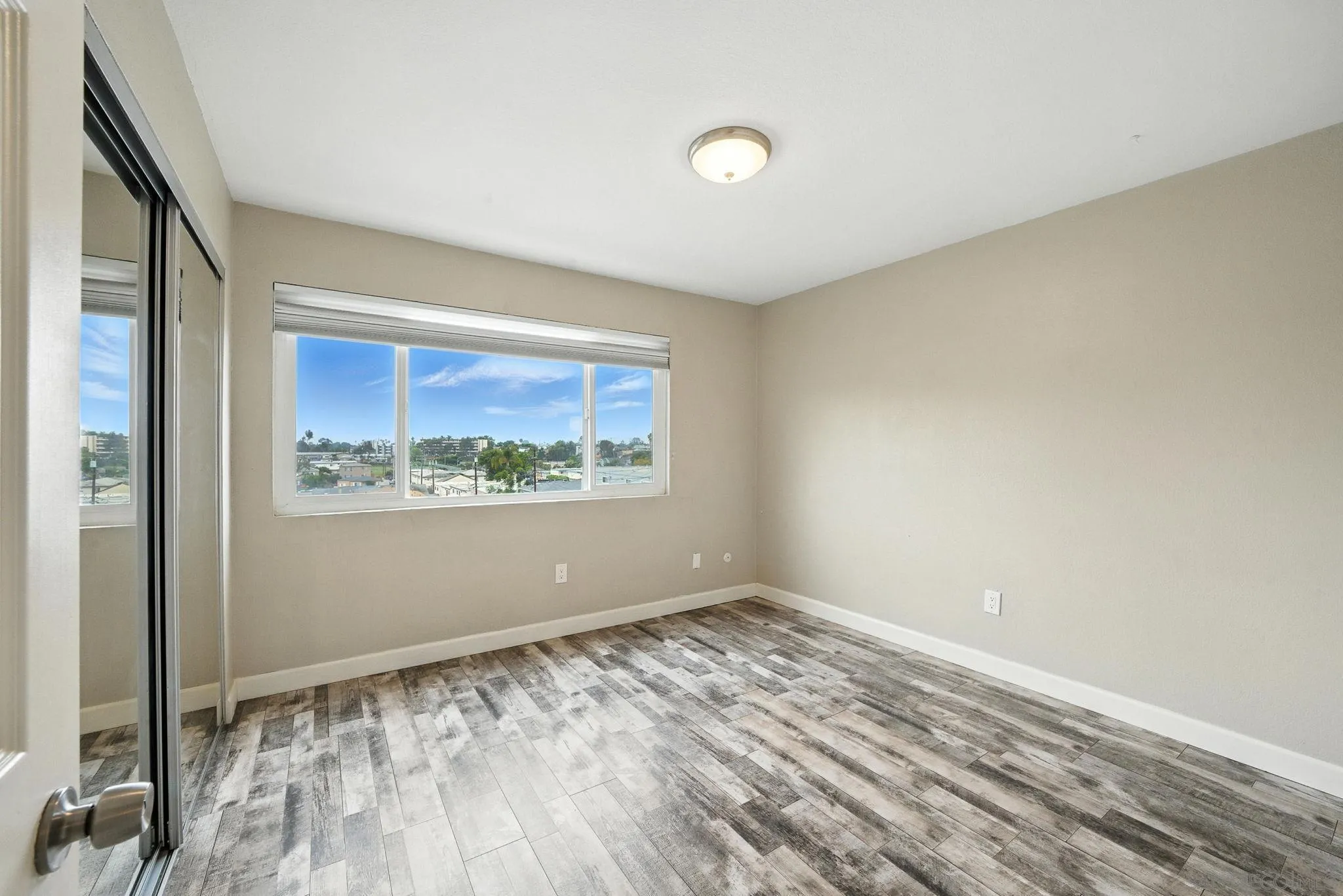 4294 51st St. Unit 4