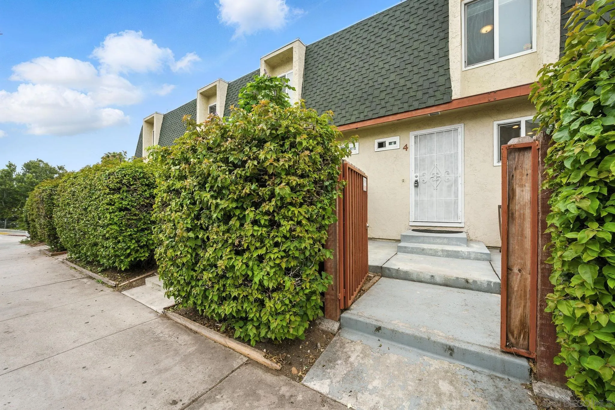 4294 51st St. Unit 4