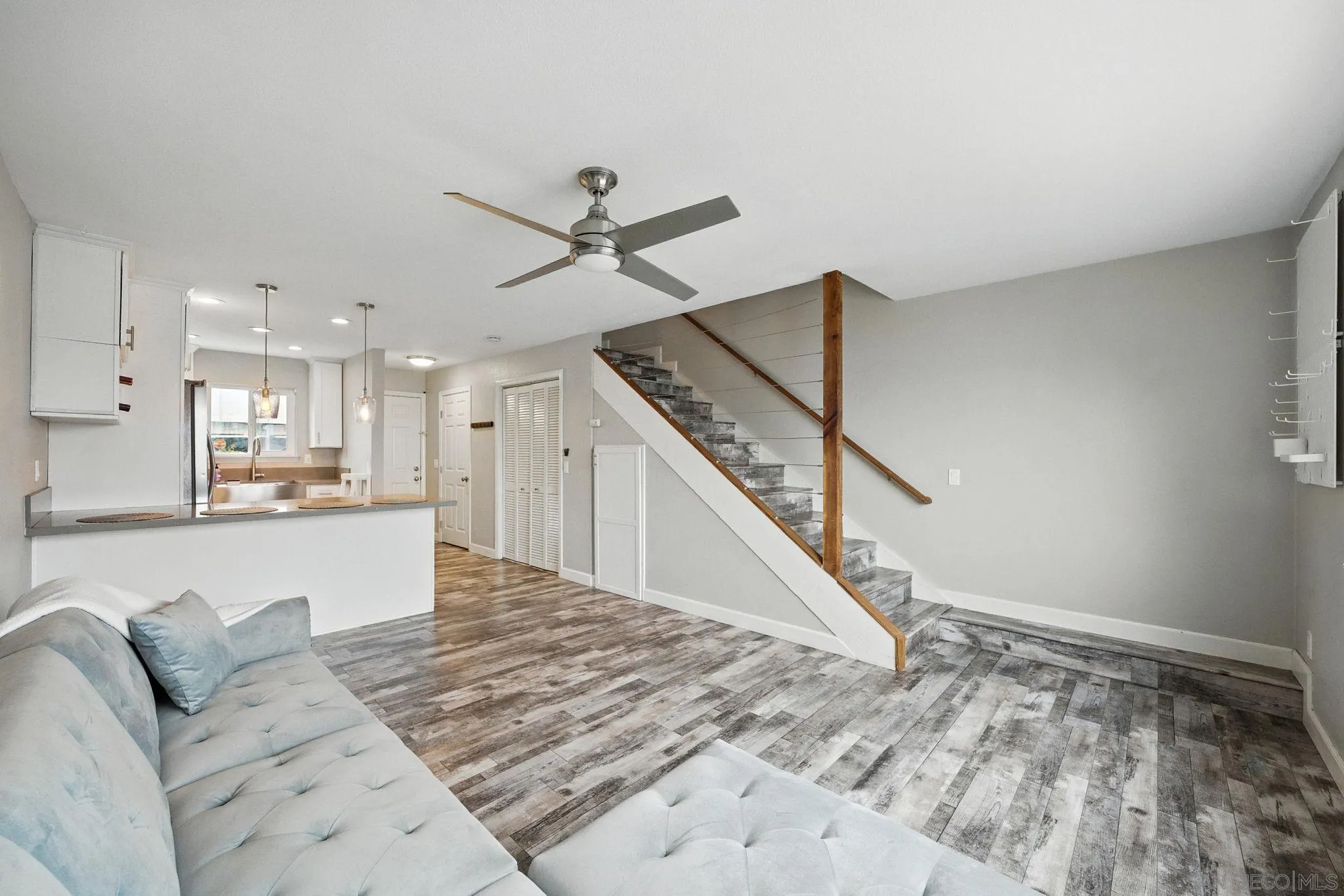 4294 51st St. Unit 4