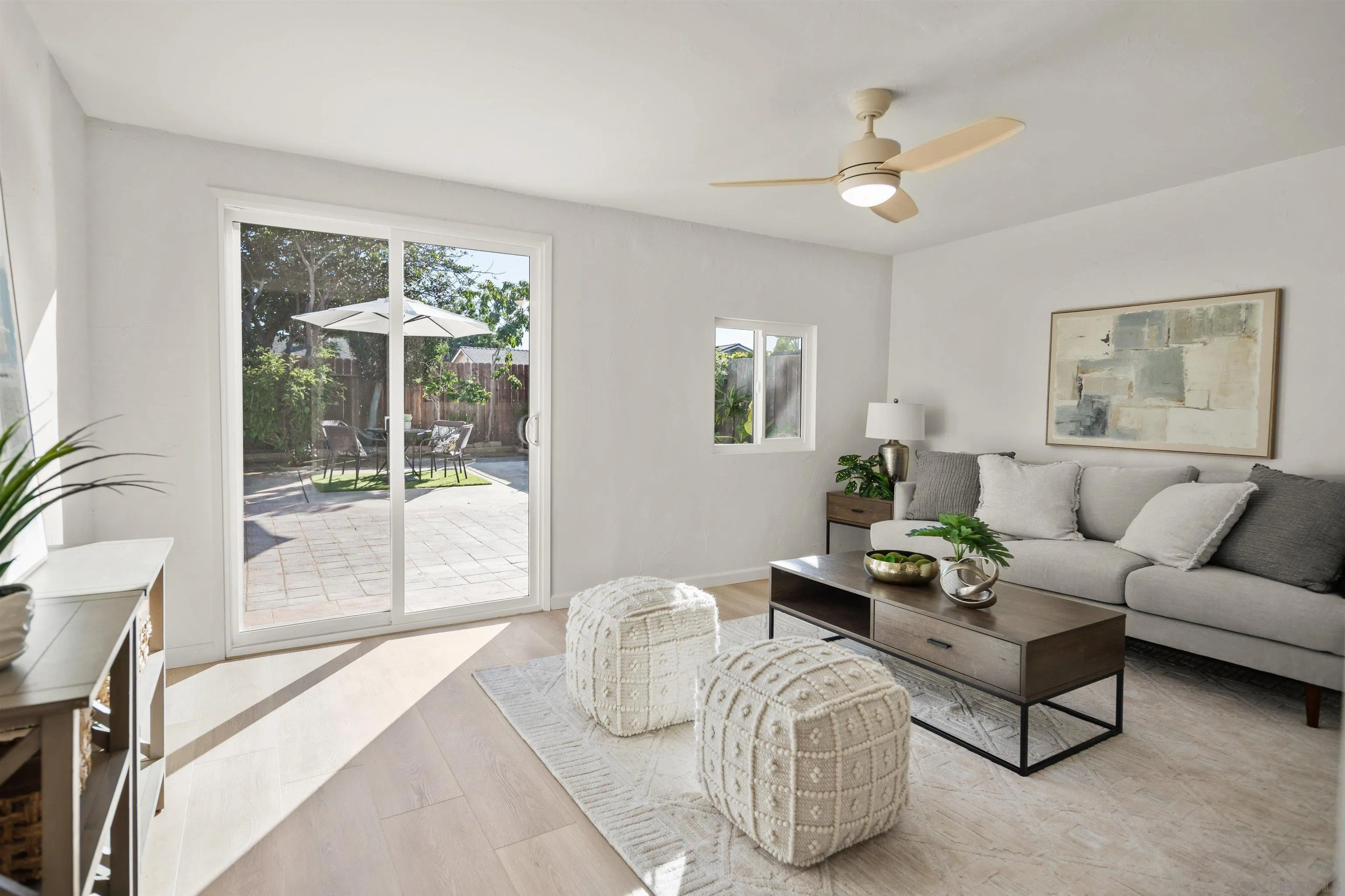 8715 Covina Cir