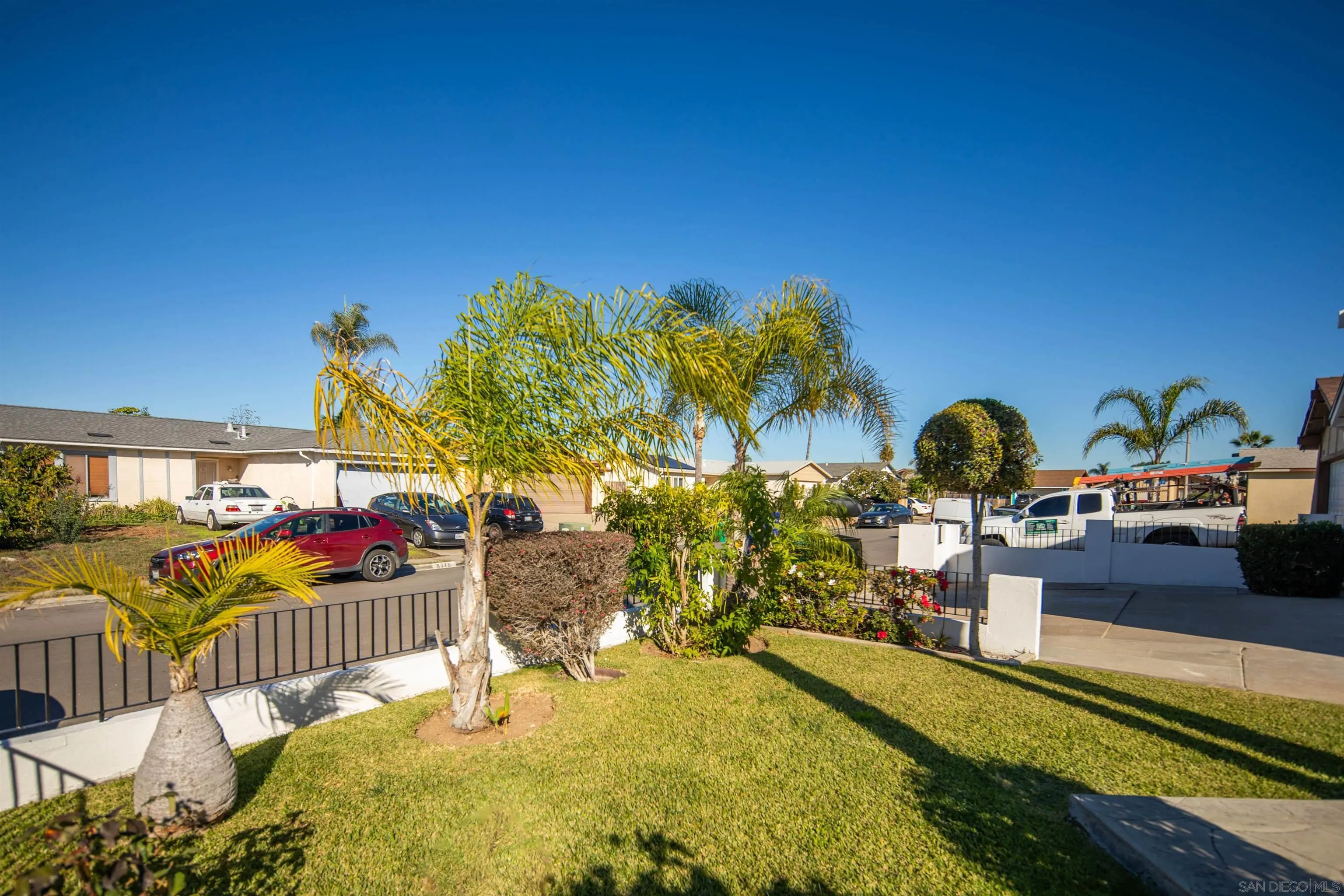 8715 Covina Cir