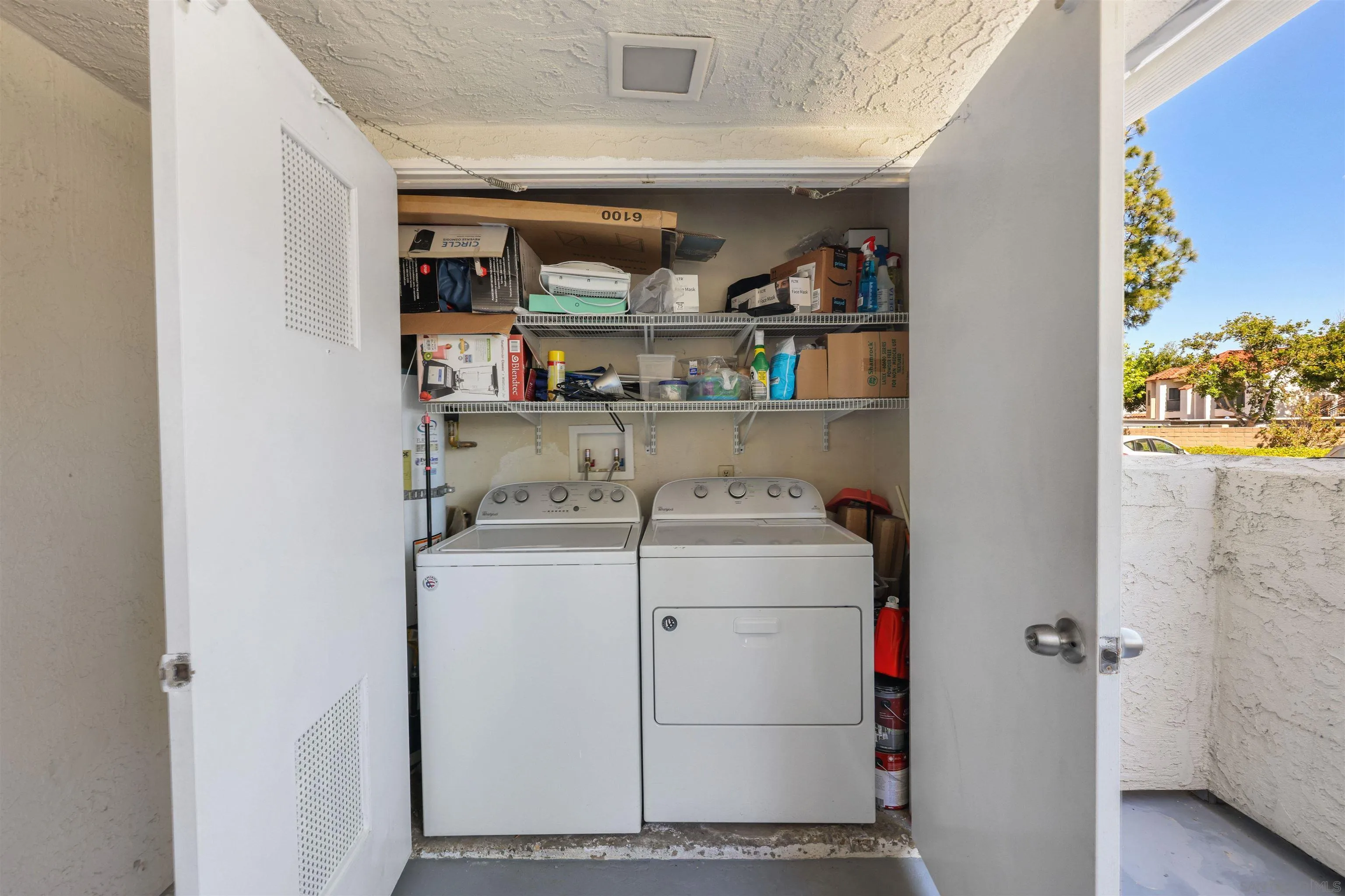 8393 Capricorn Unit 91