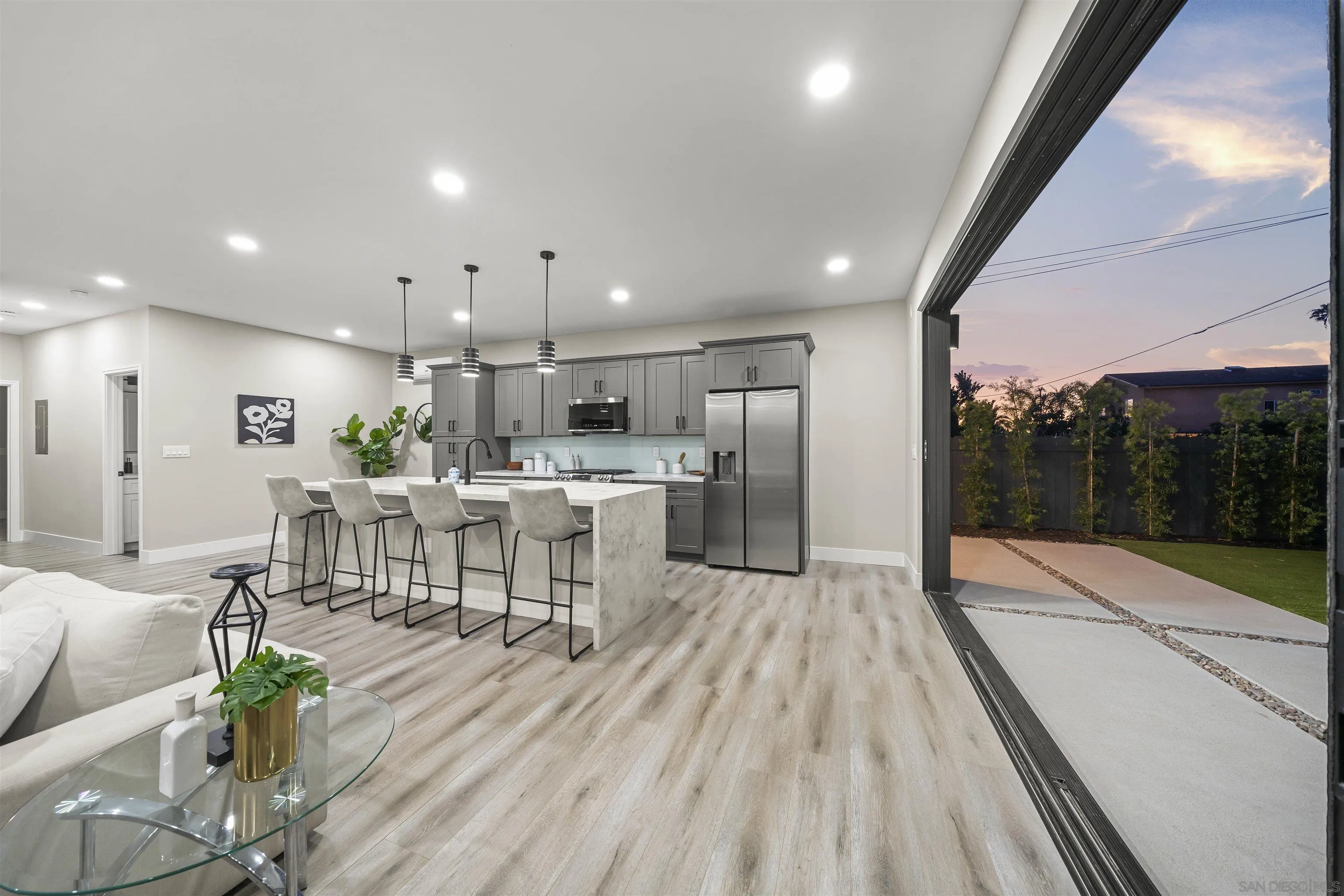 3702 Conrad