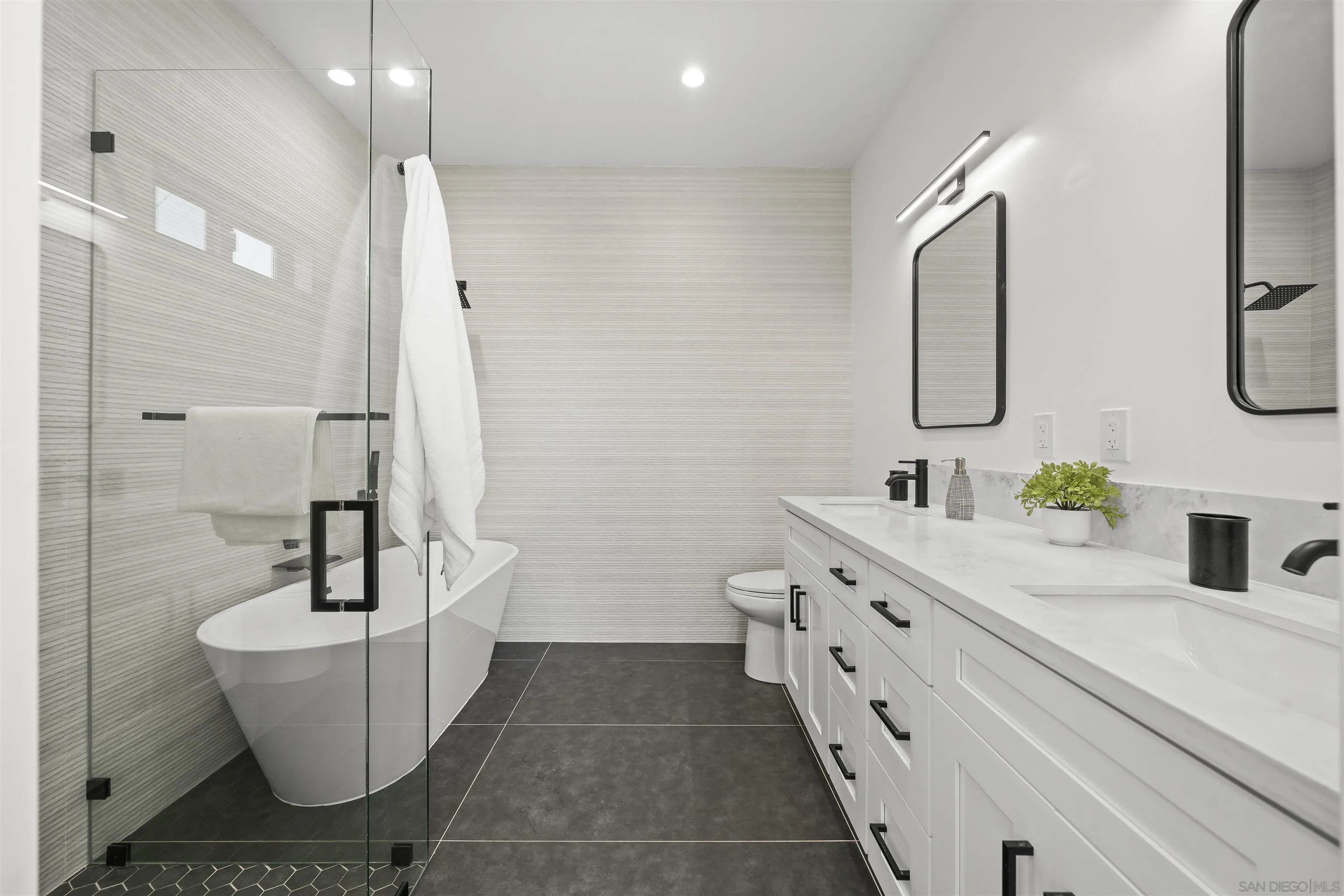 3702 Conrad