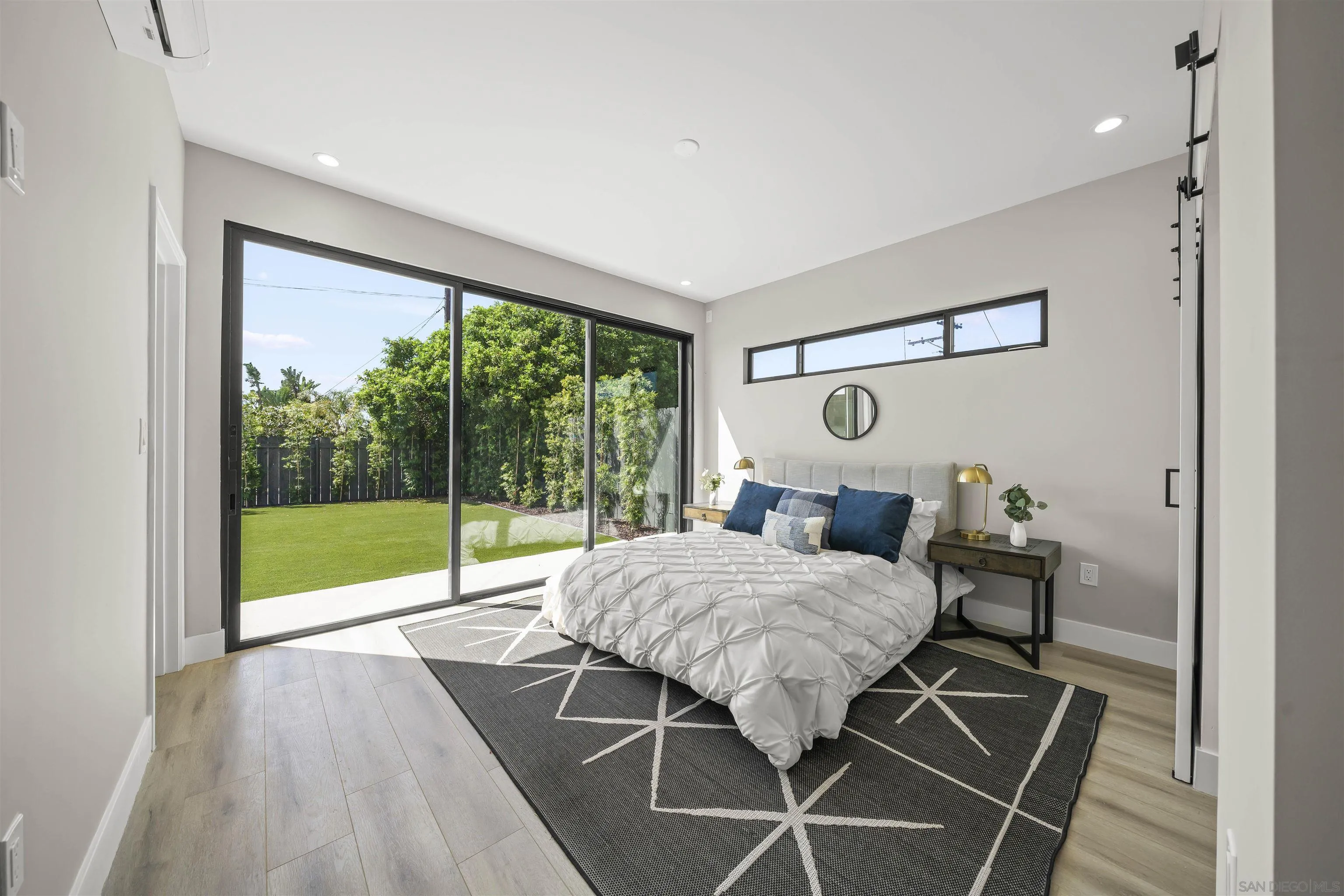 3702 Conrad