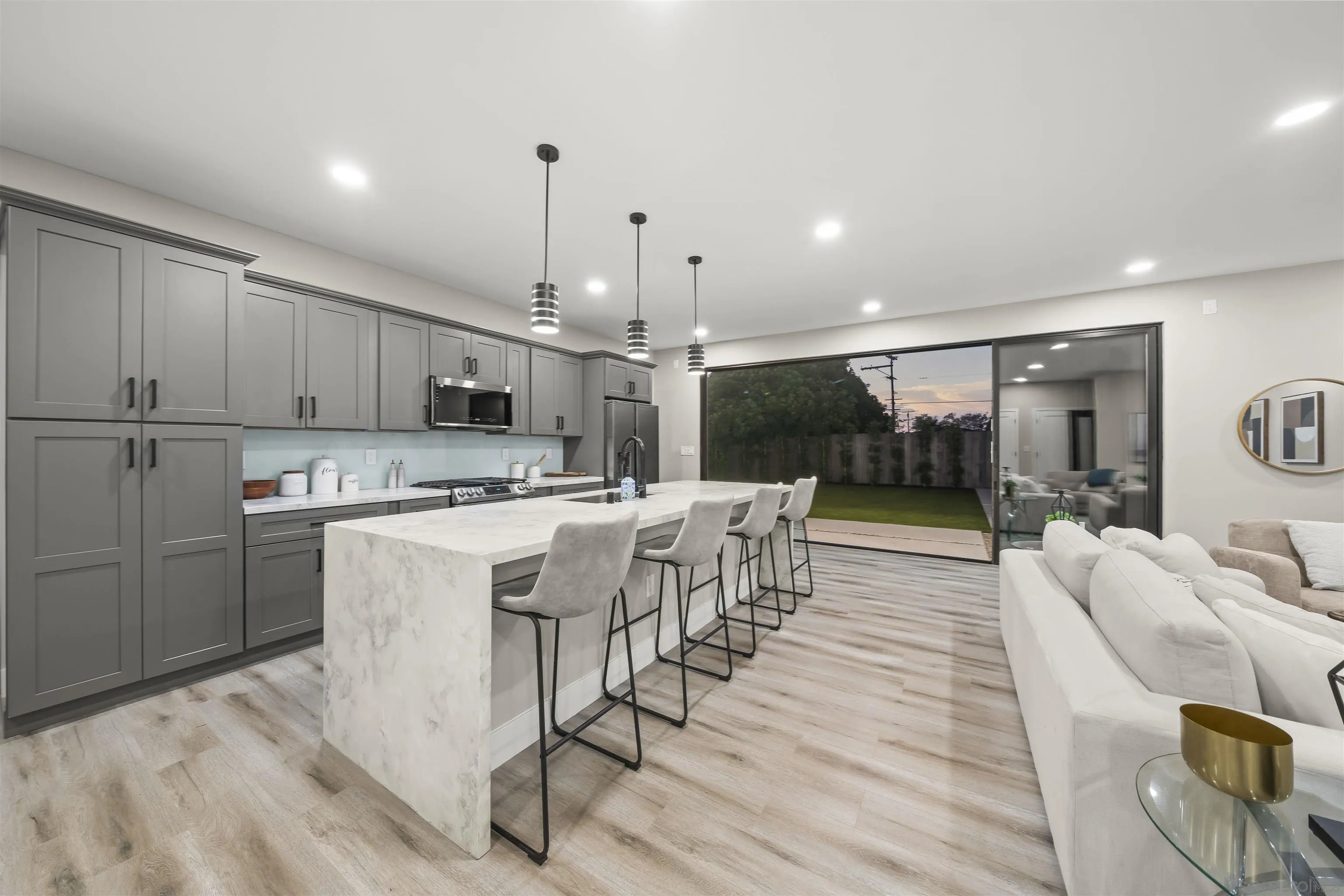 3702 Conrad