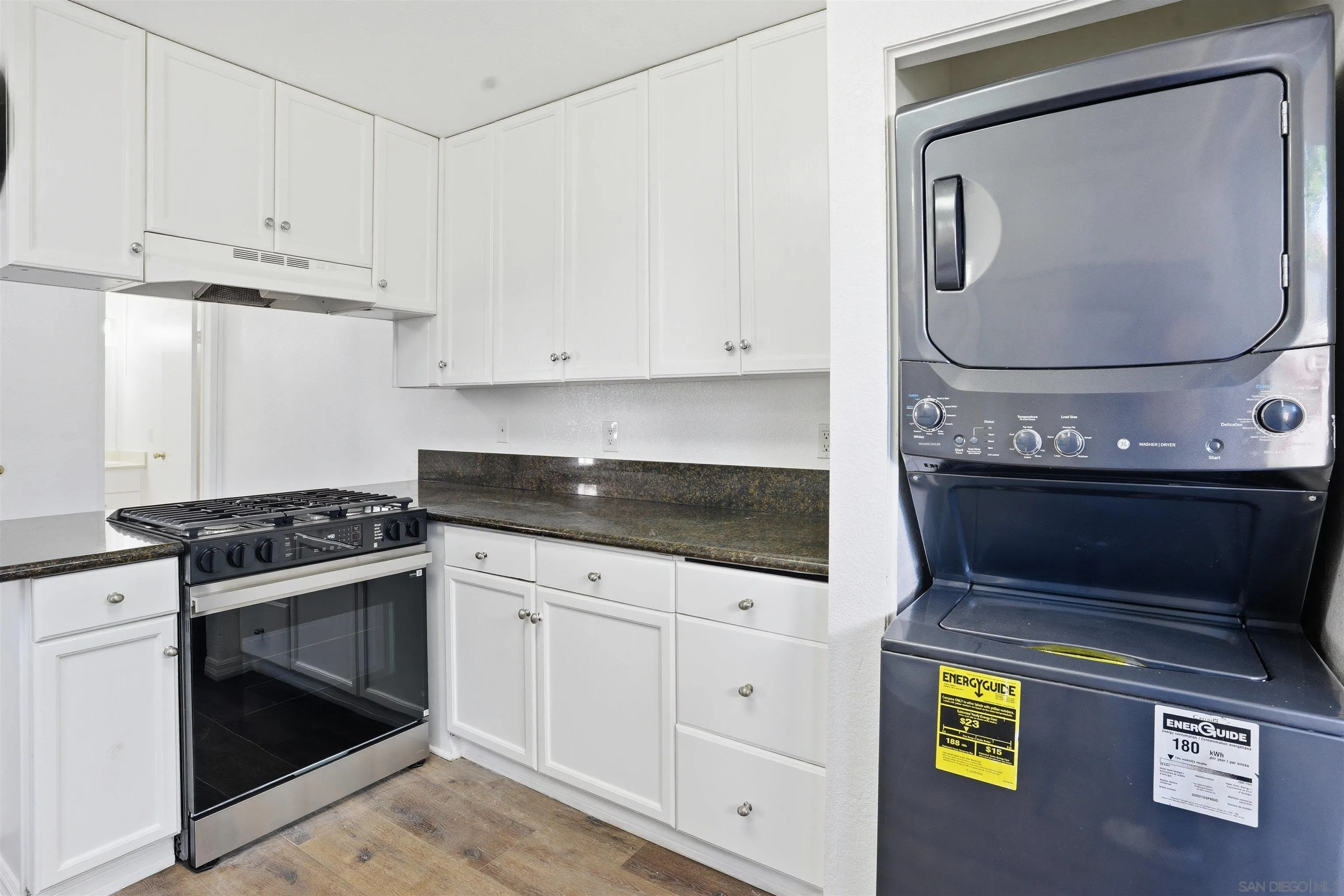 1225 N Broadway Unit 21