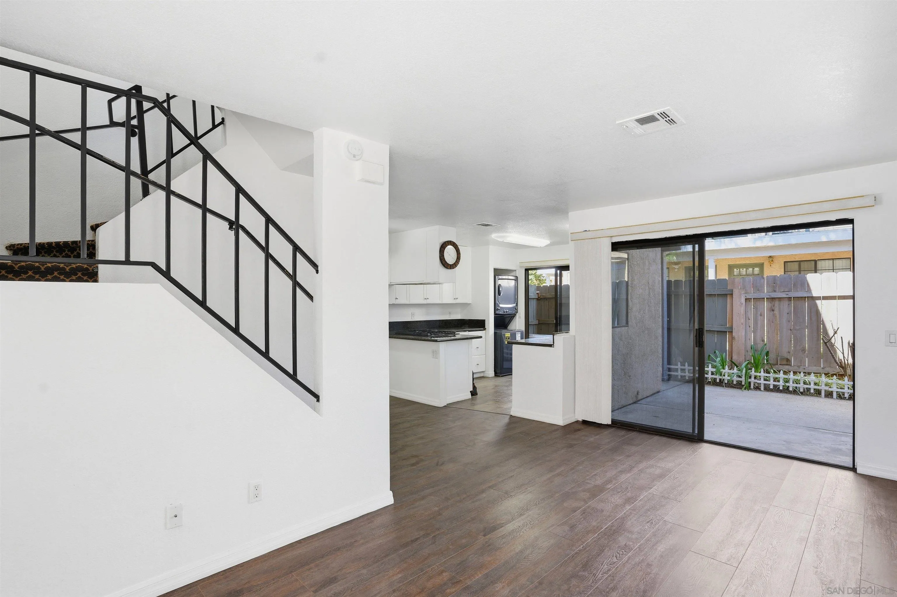 1225 N Broadway Unit 21